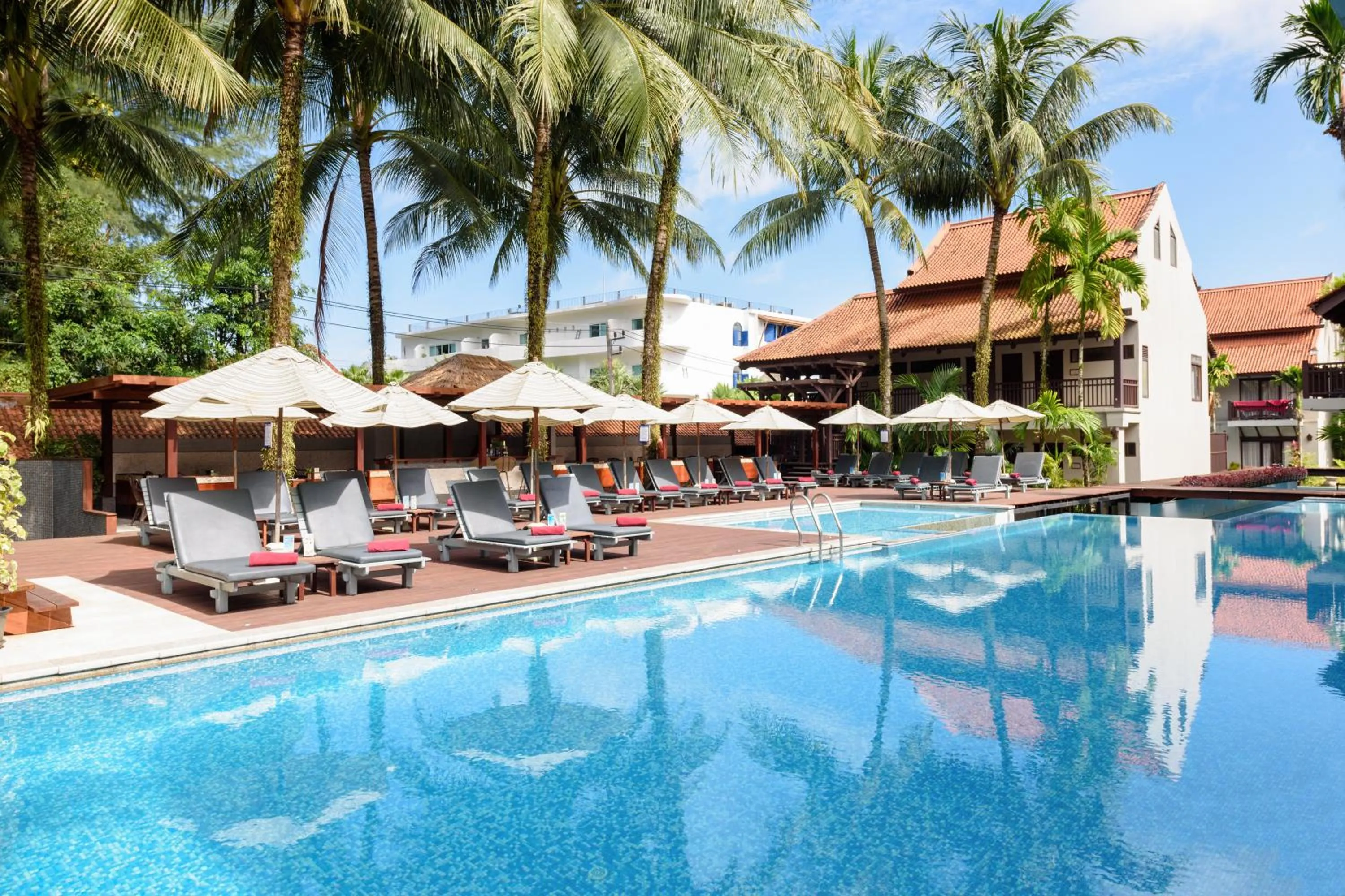 Swimming pool in Khaolak Oriental Resort - Adult Only