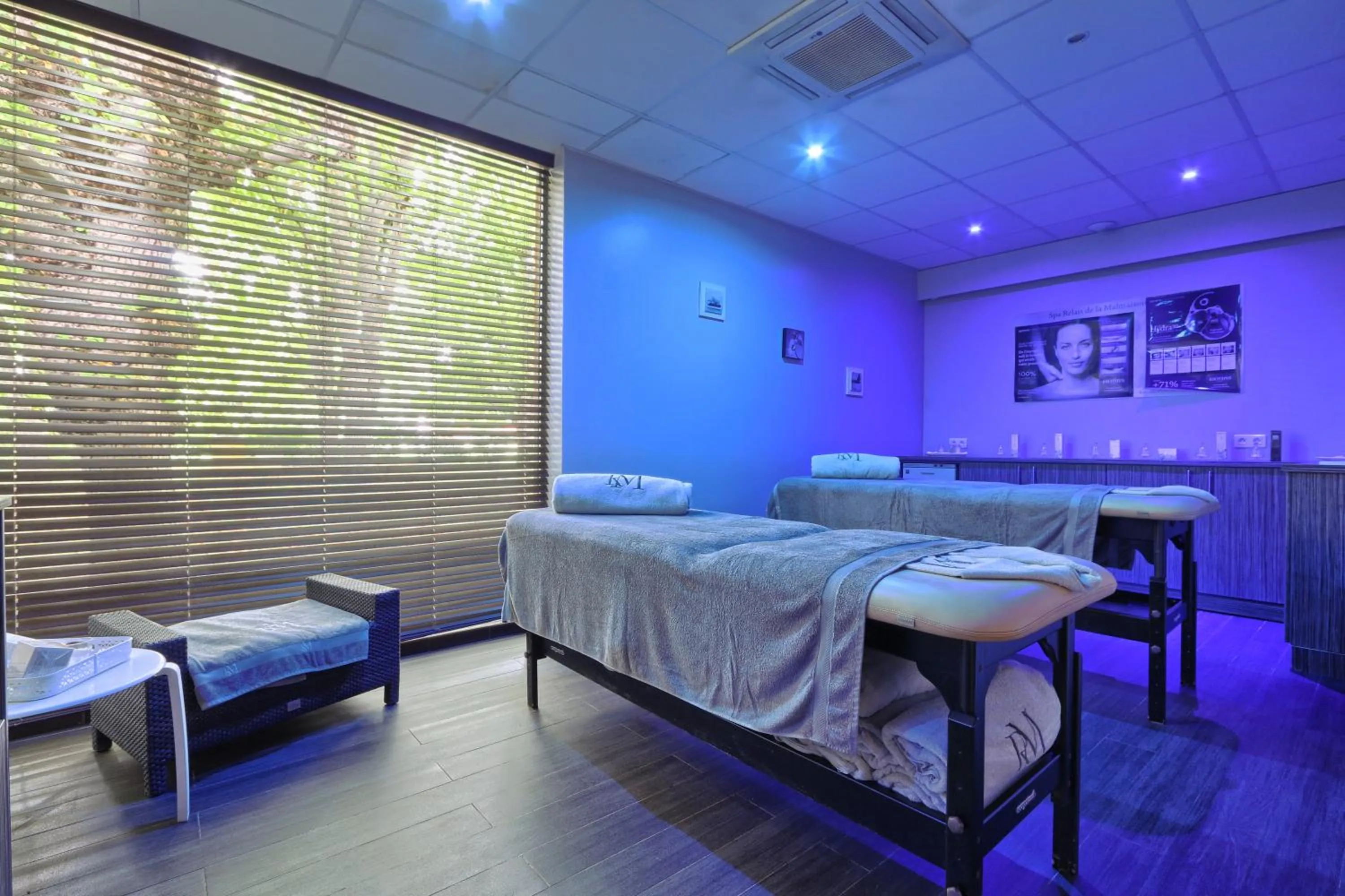 Massage, Bed in Le Relais de La Malmaison, a member of Radisson Individuals