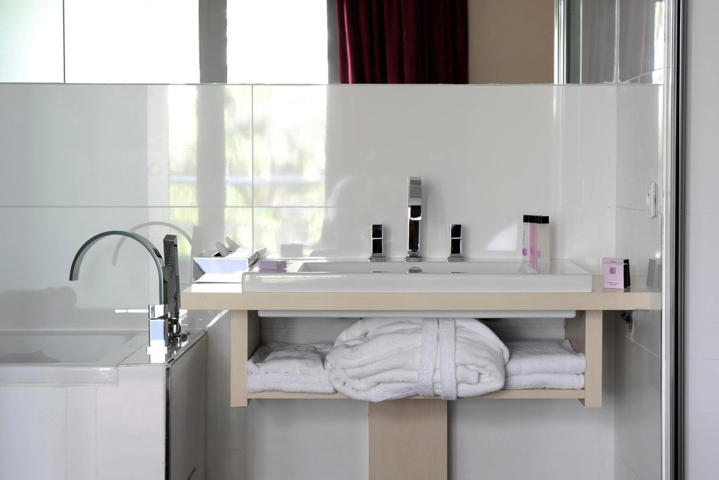 Bathroom in Le Relais de La Malmaison, a member of Radisson Individuals