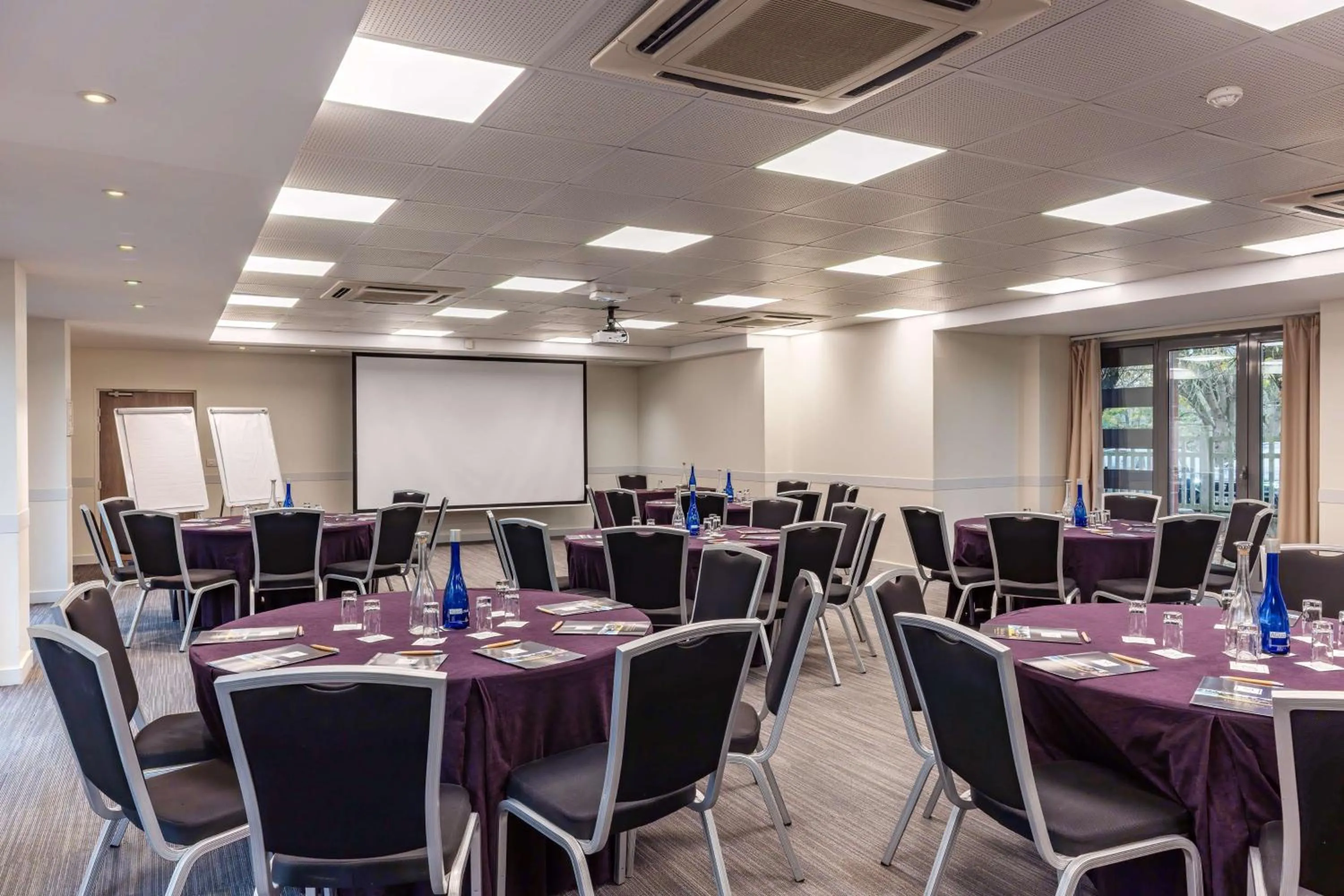 Meeting/conference room in Le Relais de La Malmaison, a member of Radisson Individuals