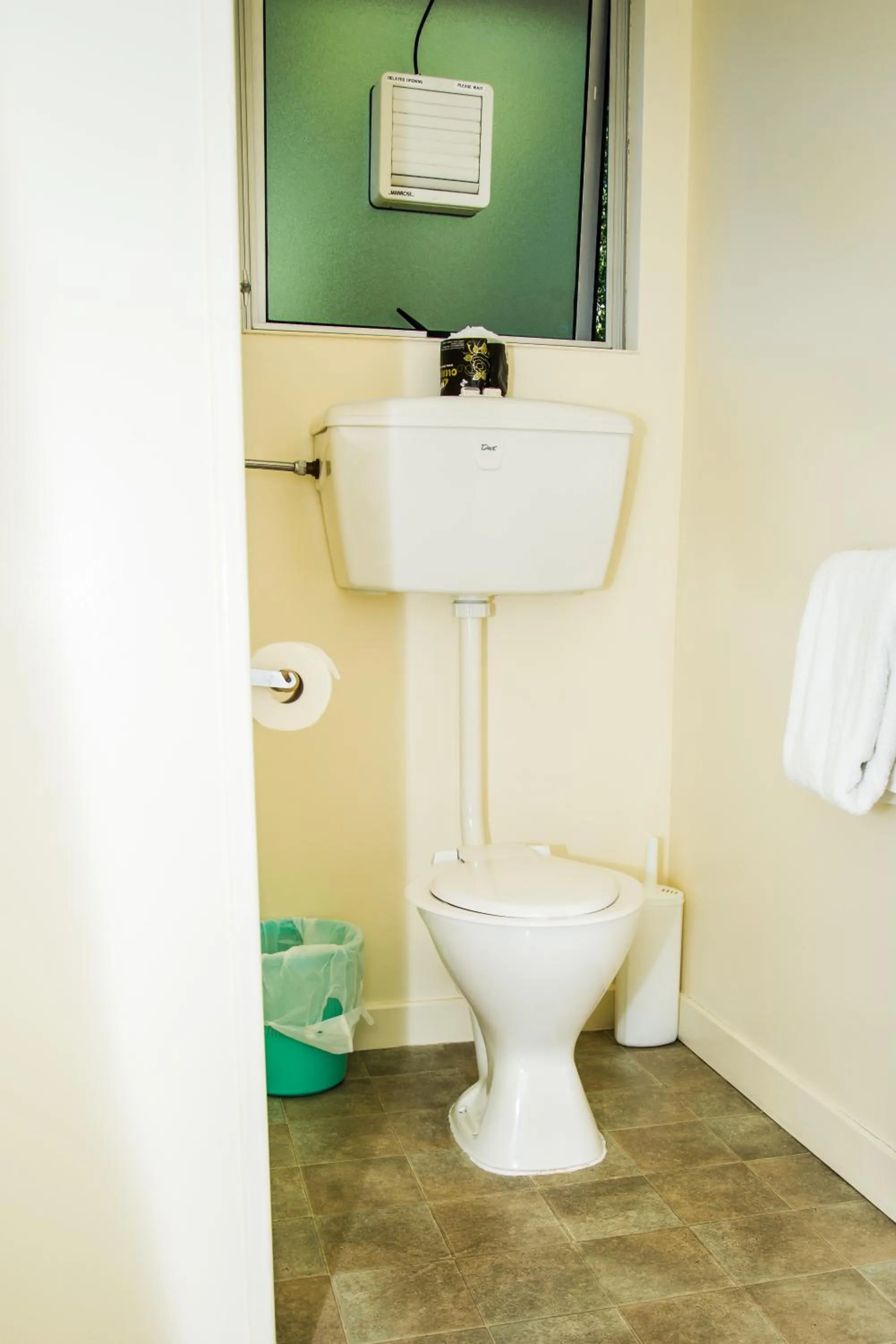 Bathroom in Edgewater Motel