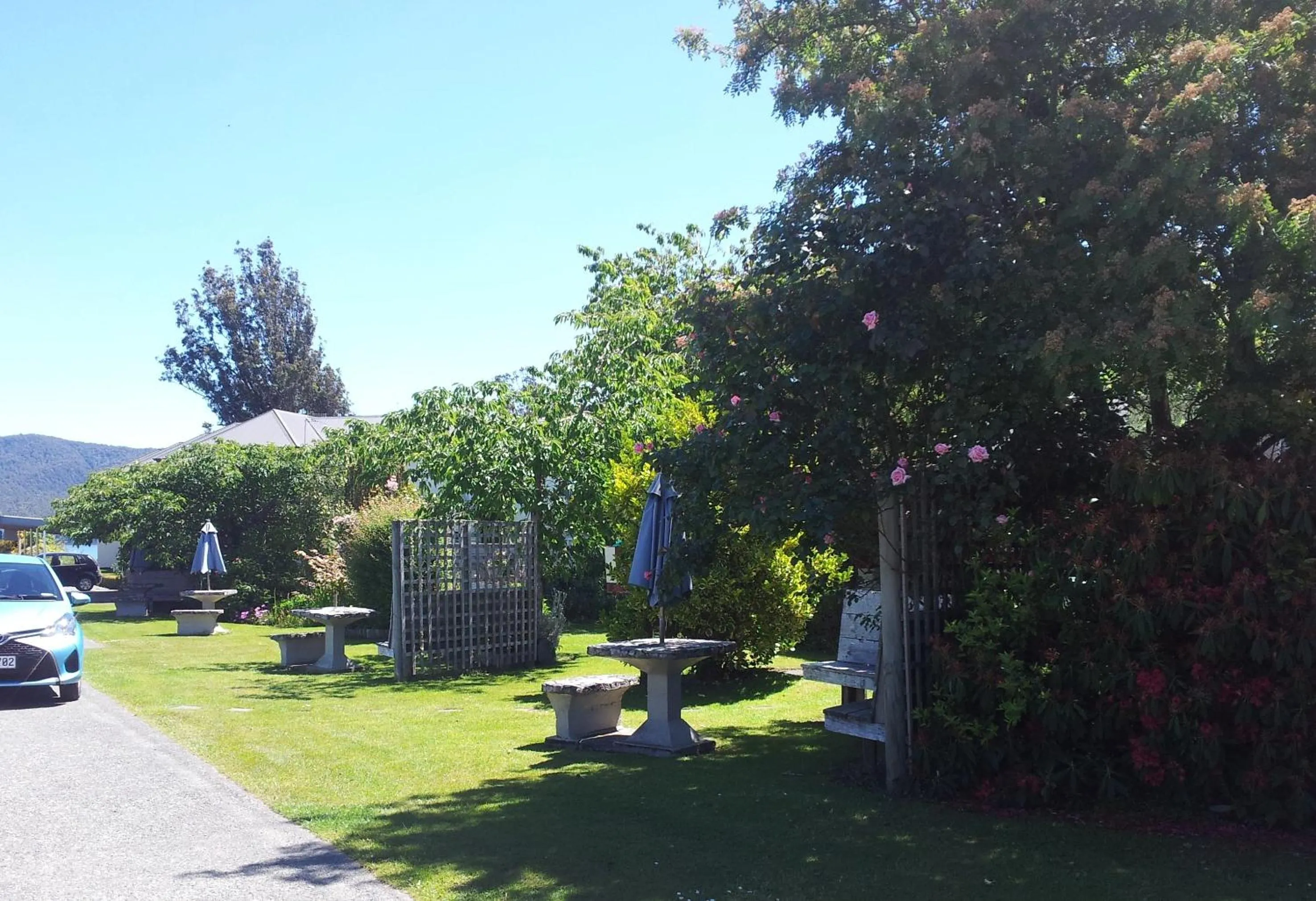 Day in Edgewater Motel