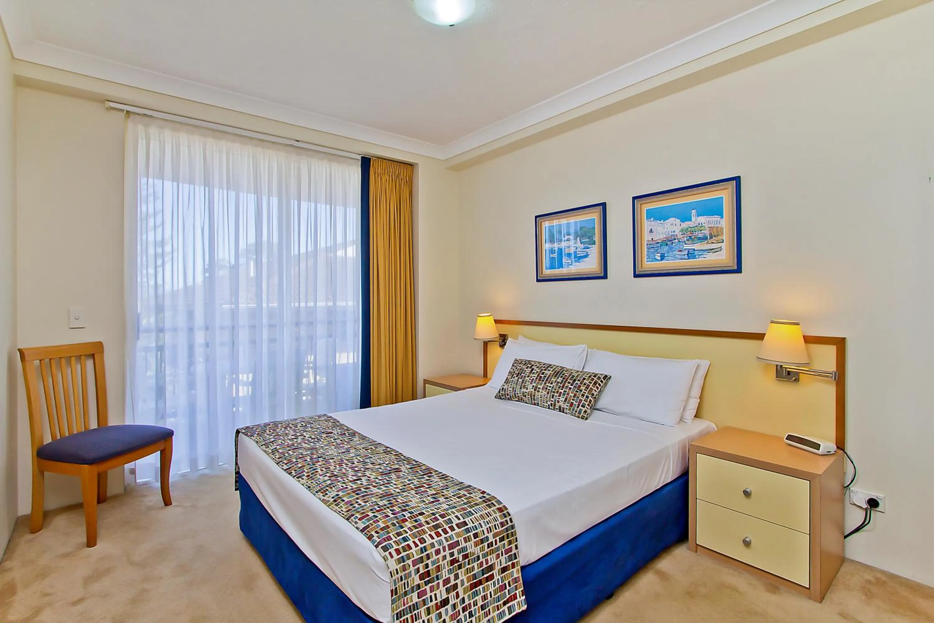 Bed in Palazzo Colonnades