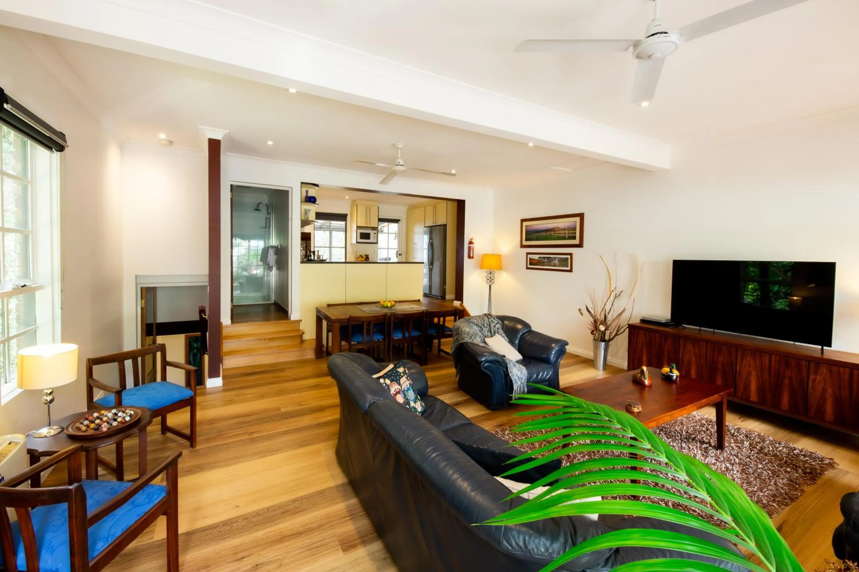 Living room in Holly Lodge