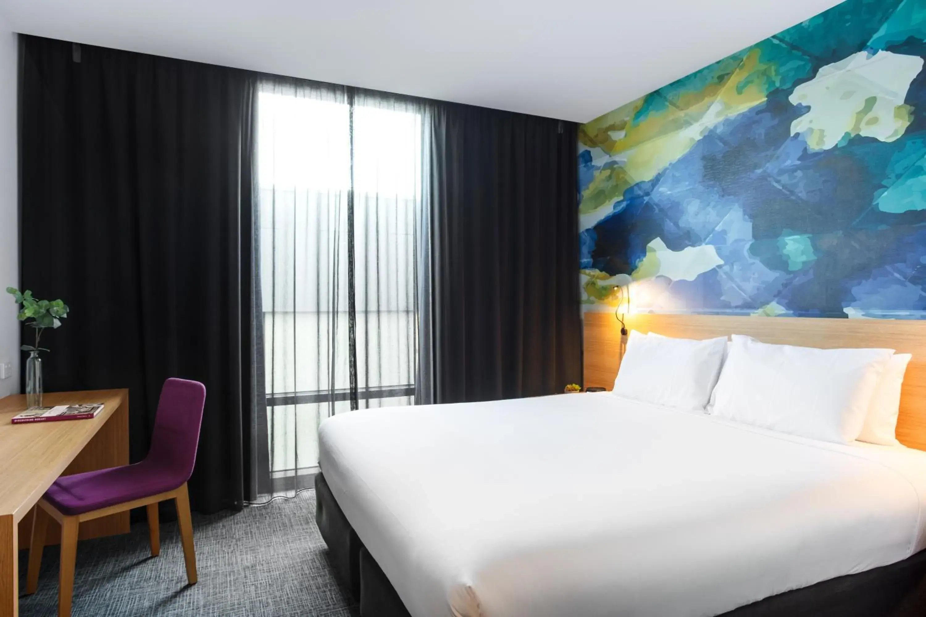 Standard King Room in Ibis Styles Hobart Standard King Room in Ibis Styles Hobart