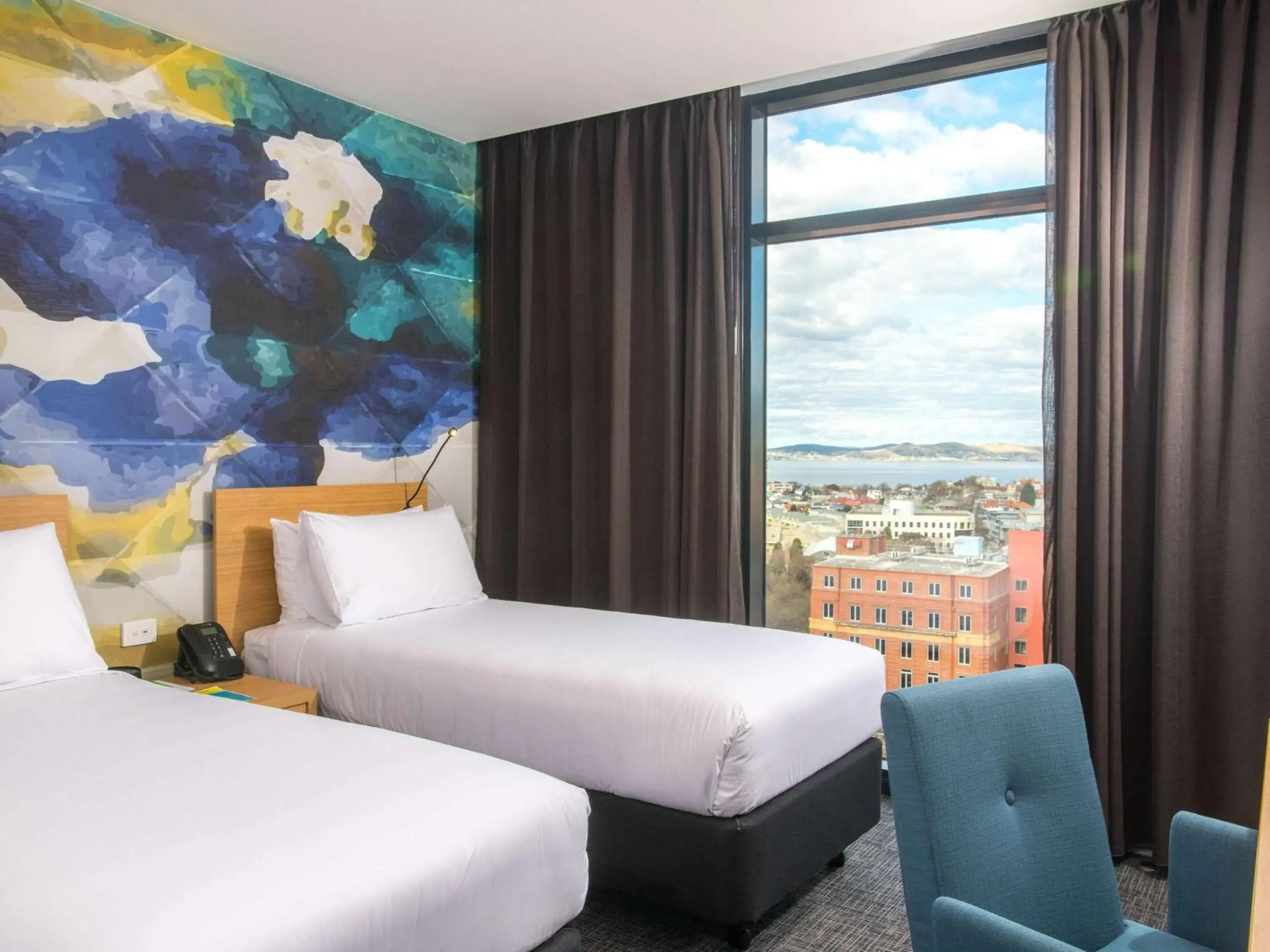 Photo of the whole room, Bed in Ibis Styles Hobart Photo of the whole room, Bed in Ibis Styles Hobart