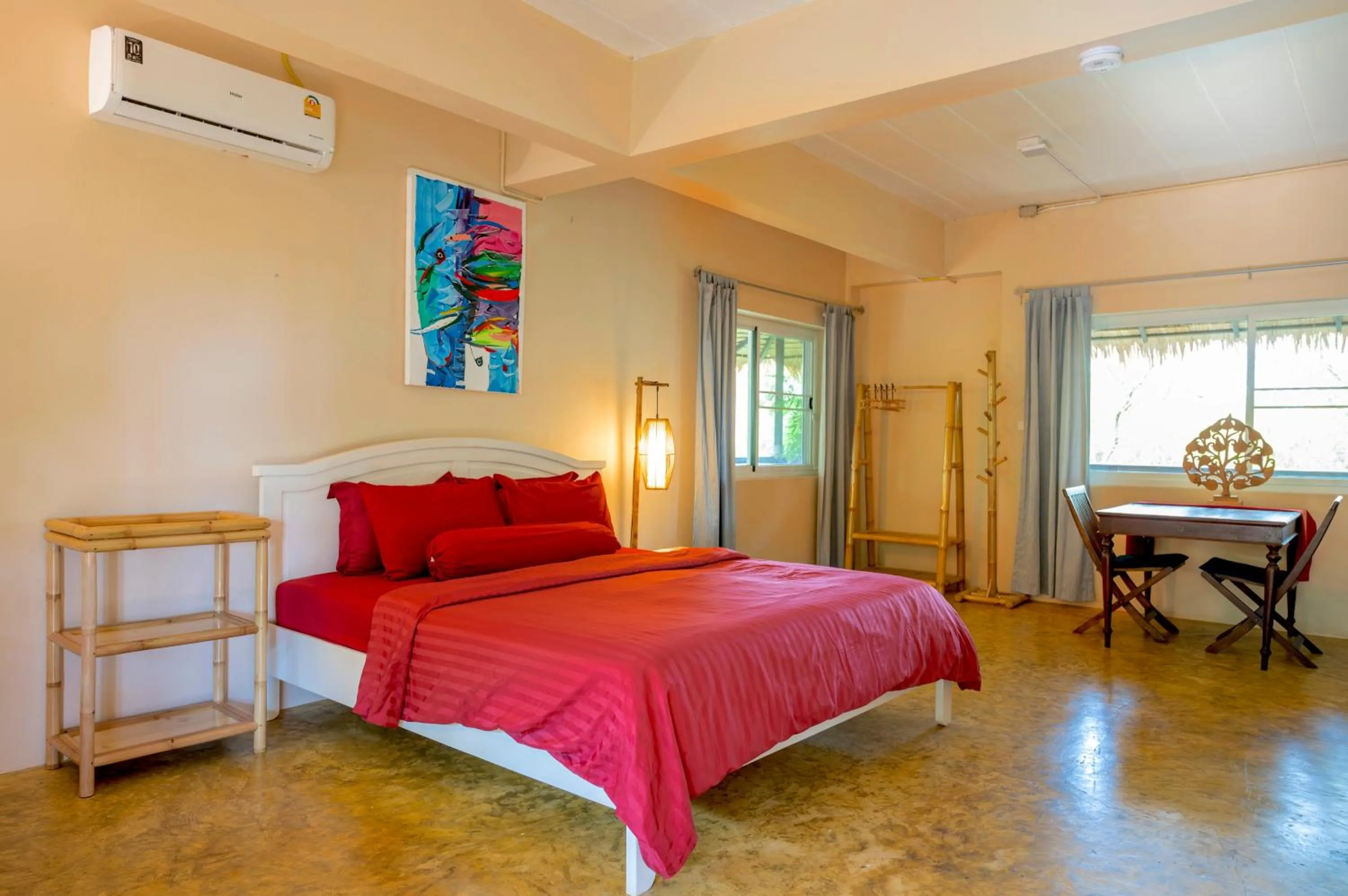 Bed in Good Time Sports Village Koh Mak