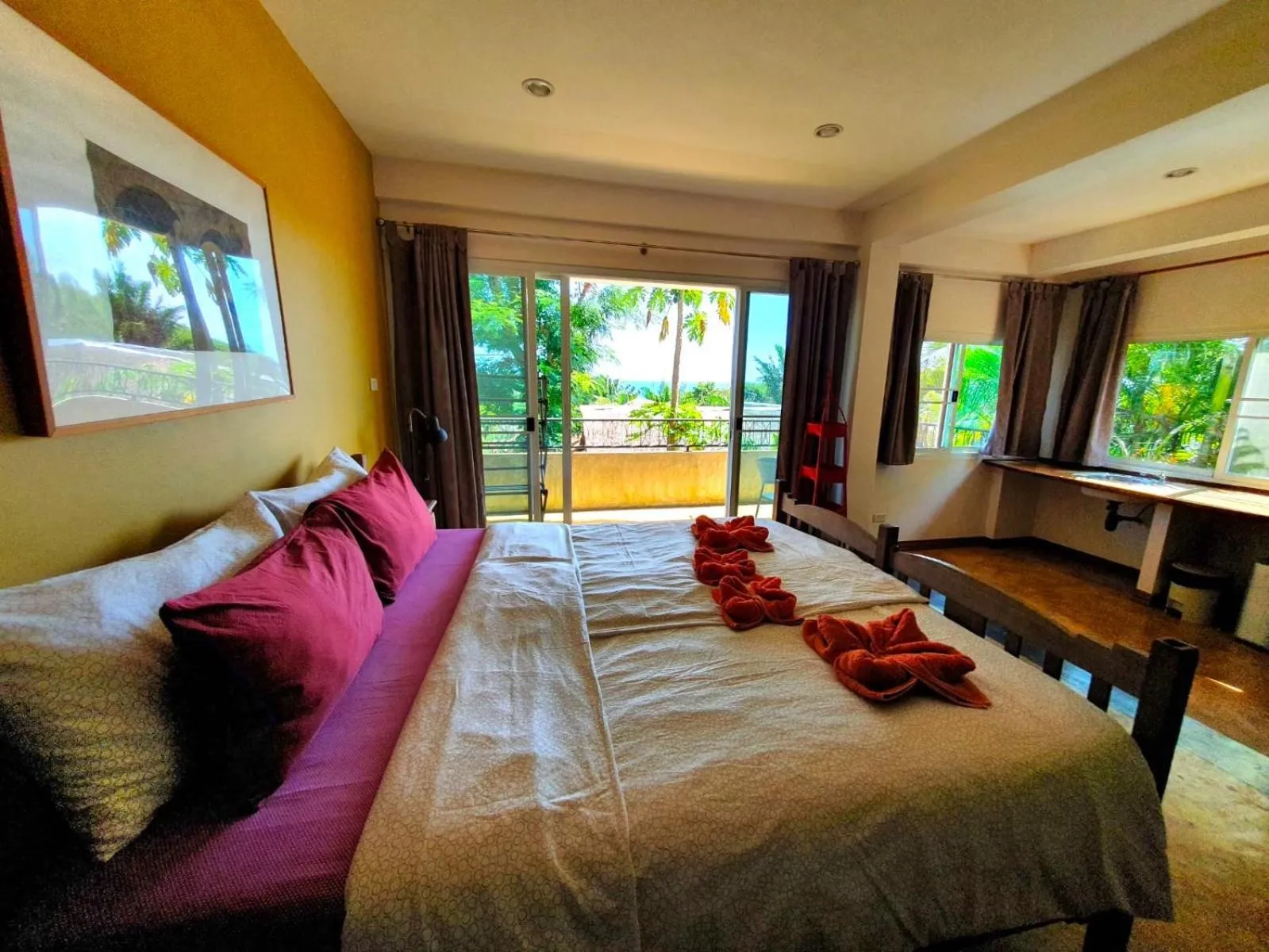 Bed in Good Time Sports Village Koh Mak