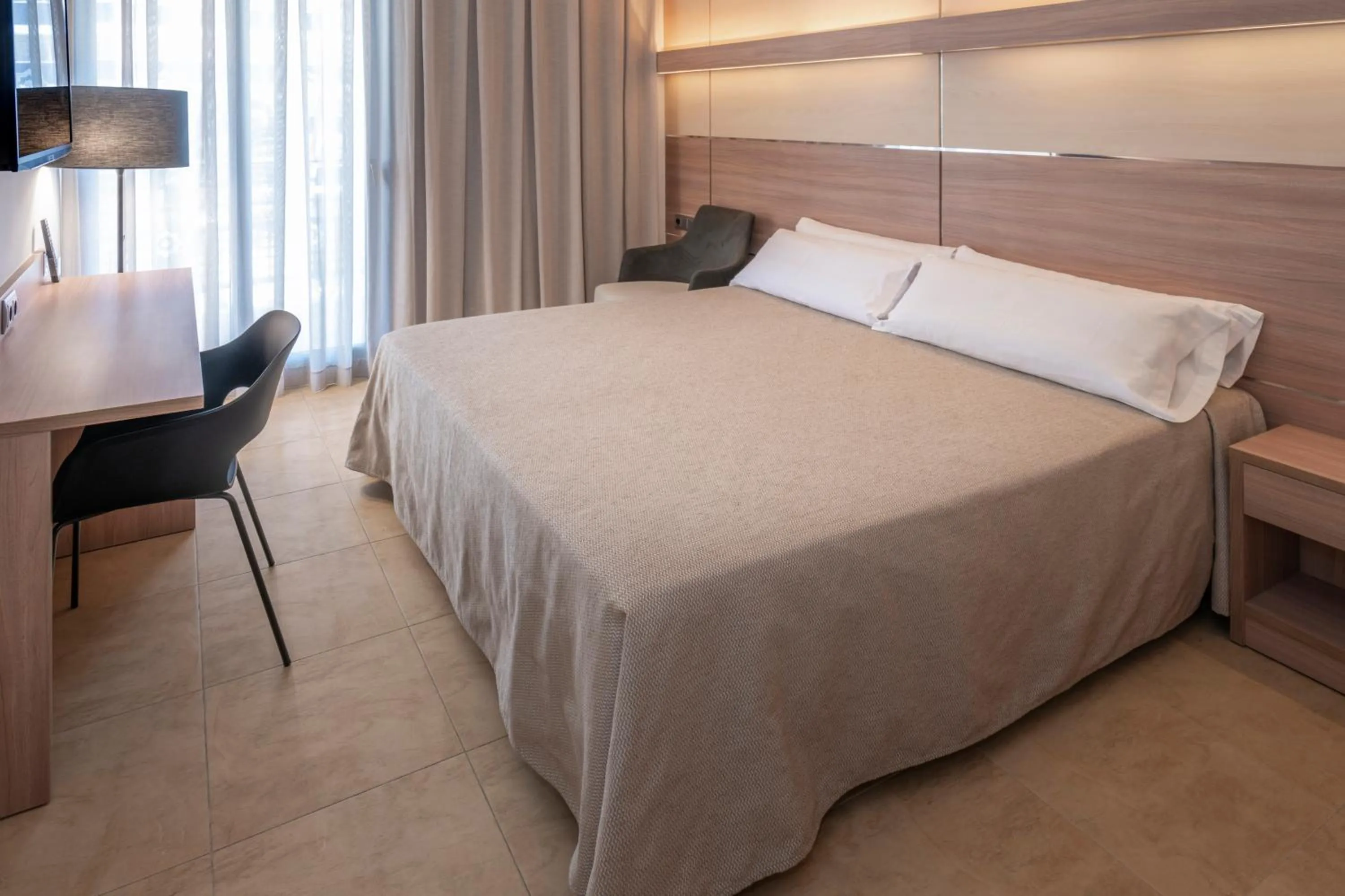 Bed in Hotel Alhambra