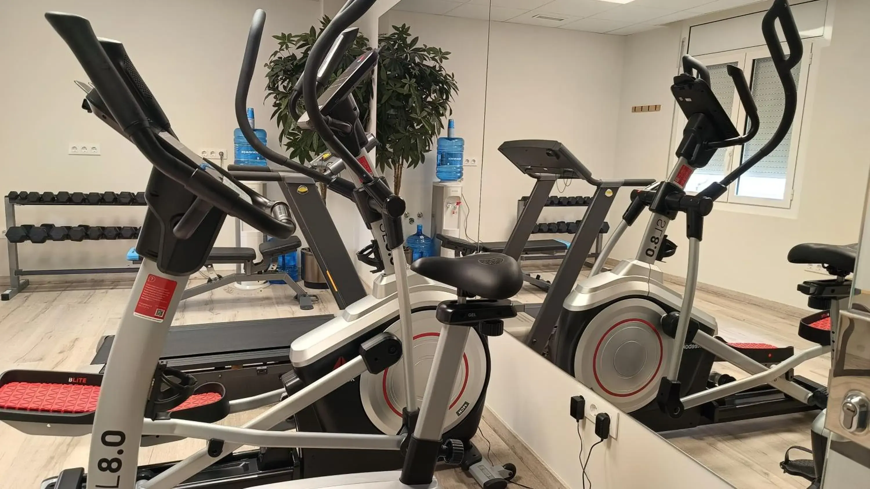 Fitness centre/facilities in Hotel Pirineos Figueres by Pierre & Vacances Fitness centre/facilities in Hotel Pirineos Figueres by Pierre & Vacances