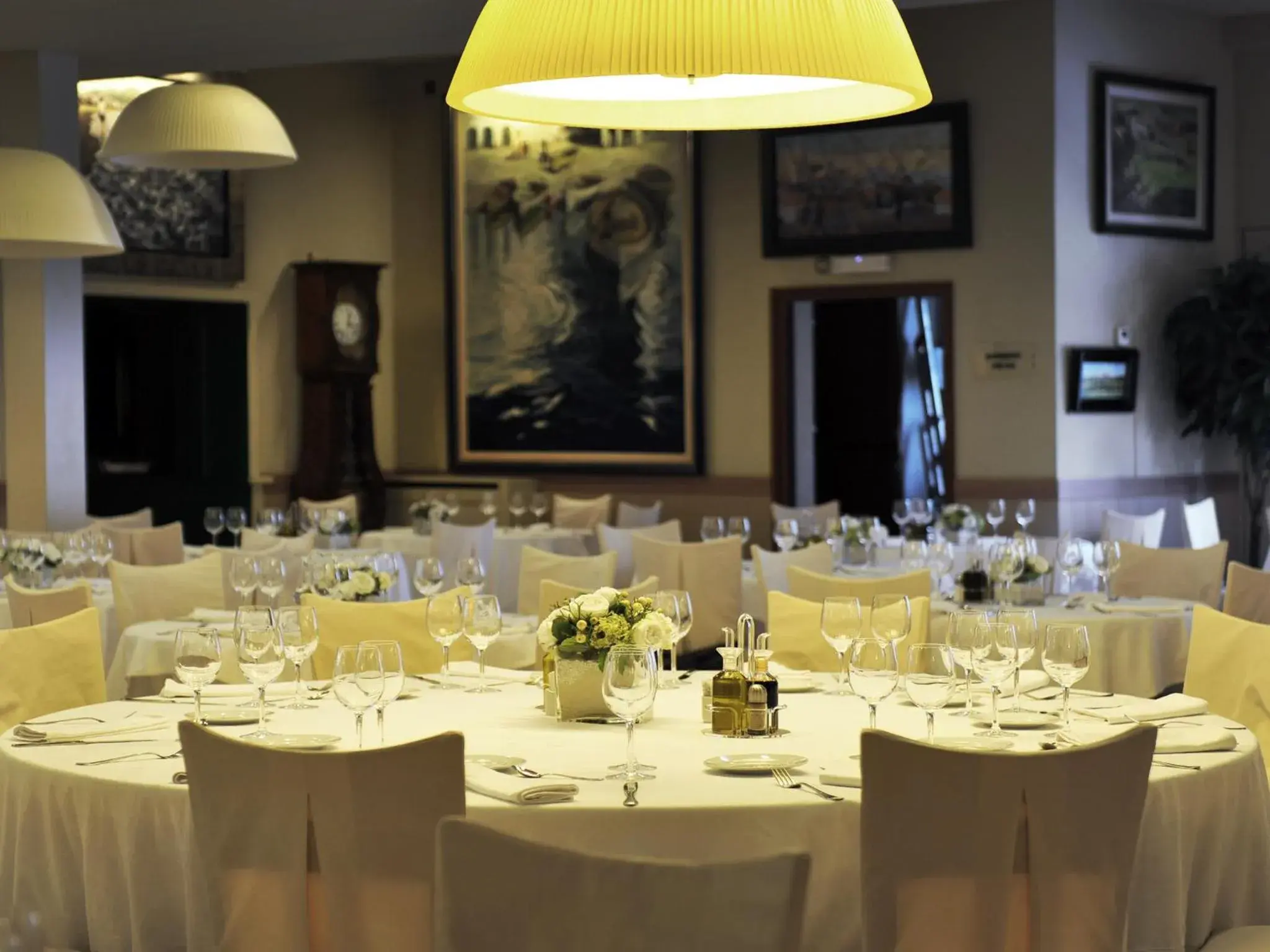 Restaurant/places to eat in Hotel Pirineos Figueres by Pierre & Vacances Restaurant/places to eat in Hotel Pirineos Figueres by Pierre & Vacances