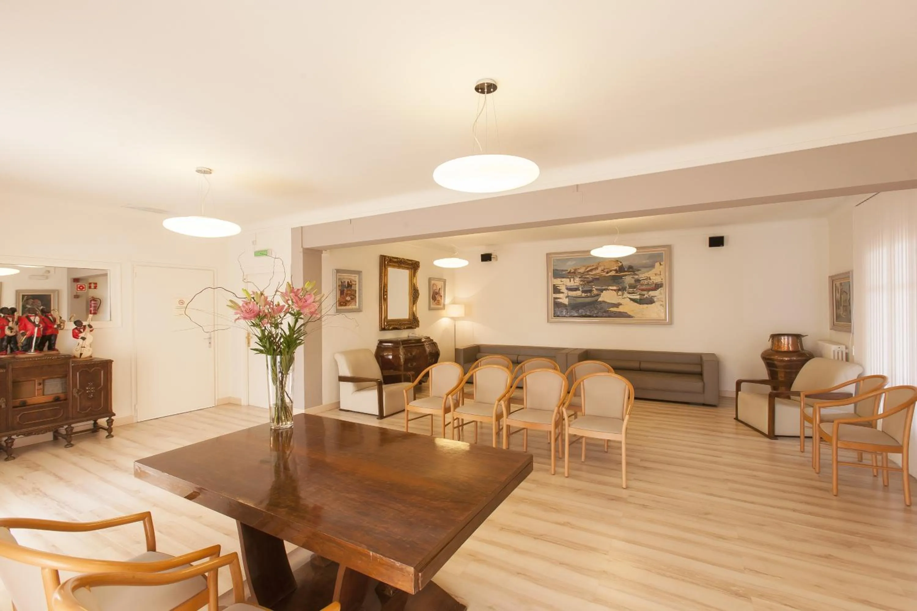 Meeting/conference room in Hotel Pirineos Figueres by Pierre & Vacances