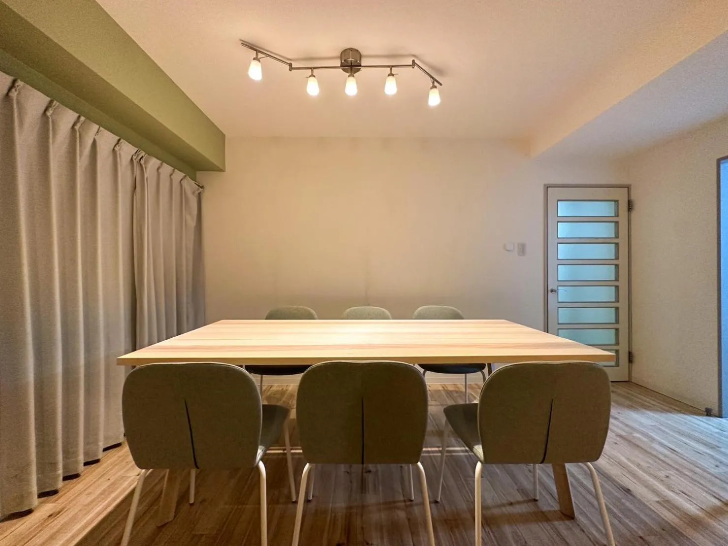 Dining area in Randor Residence Tokyo Suites