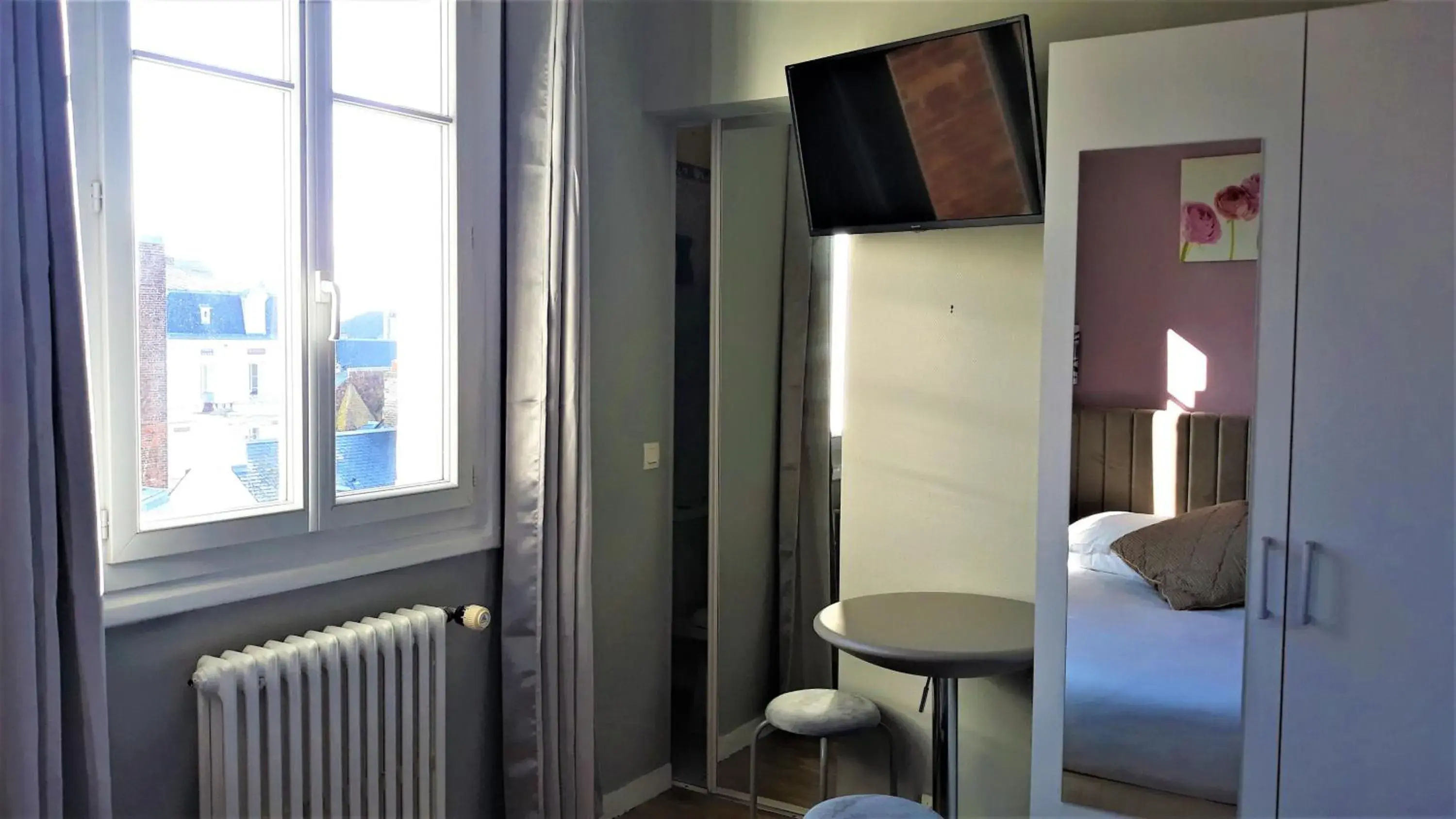 Single Room in Hotel Le Reynita Single Room in Hotel Le Reynita