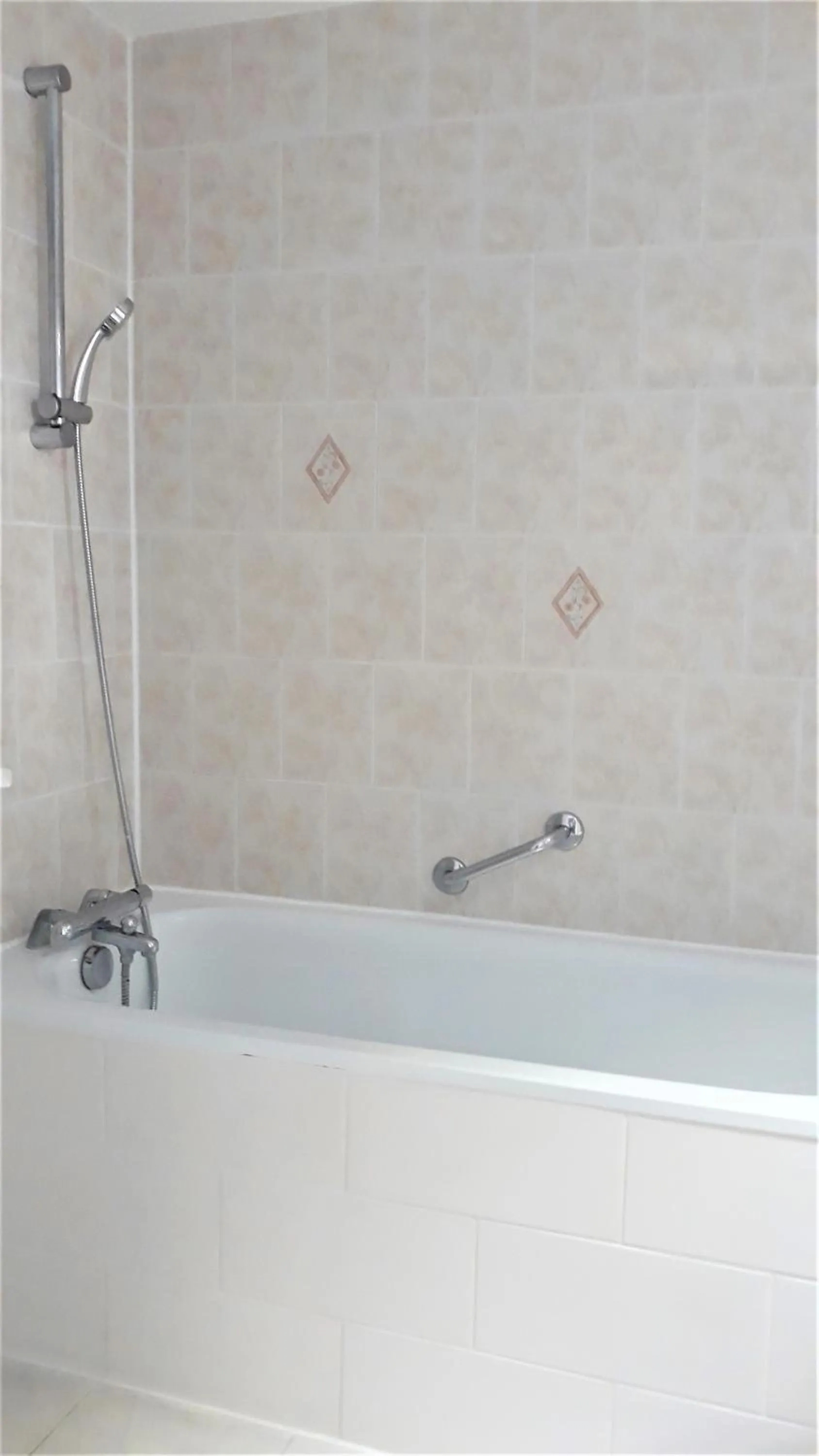 Shower in Hotel Le Reynita