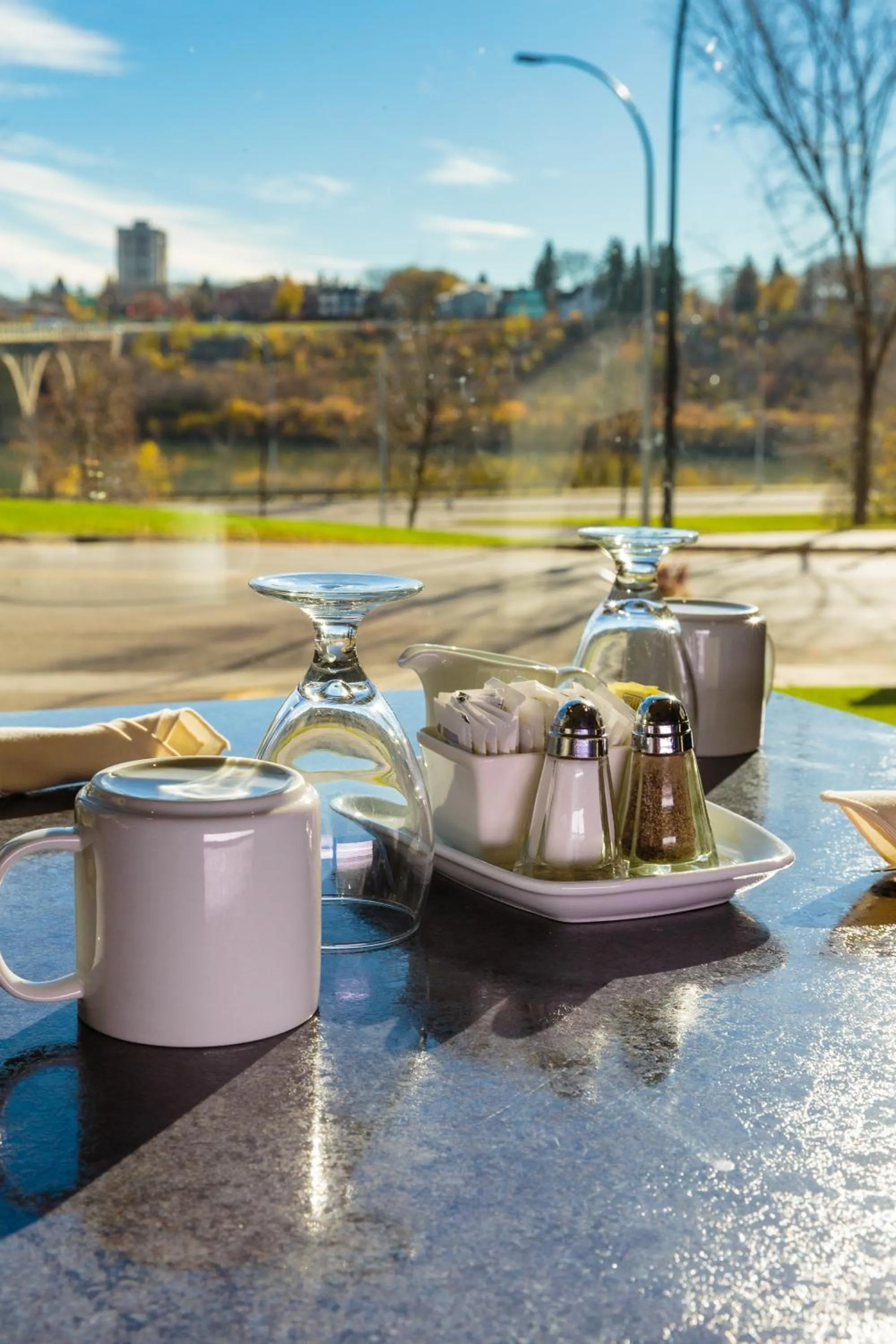 Restaurant/places to eat in West Wing at Park Town