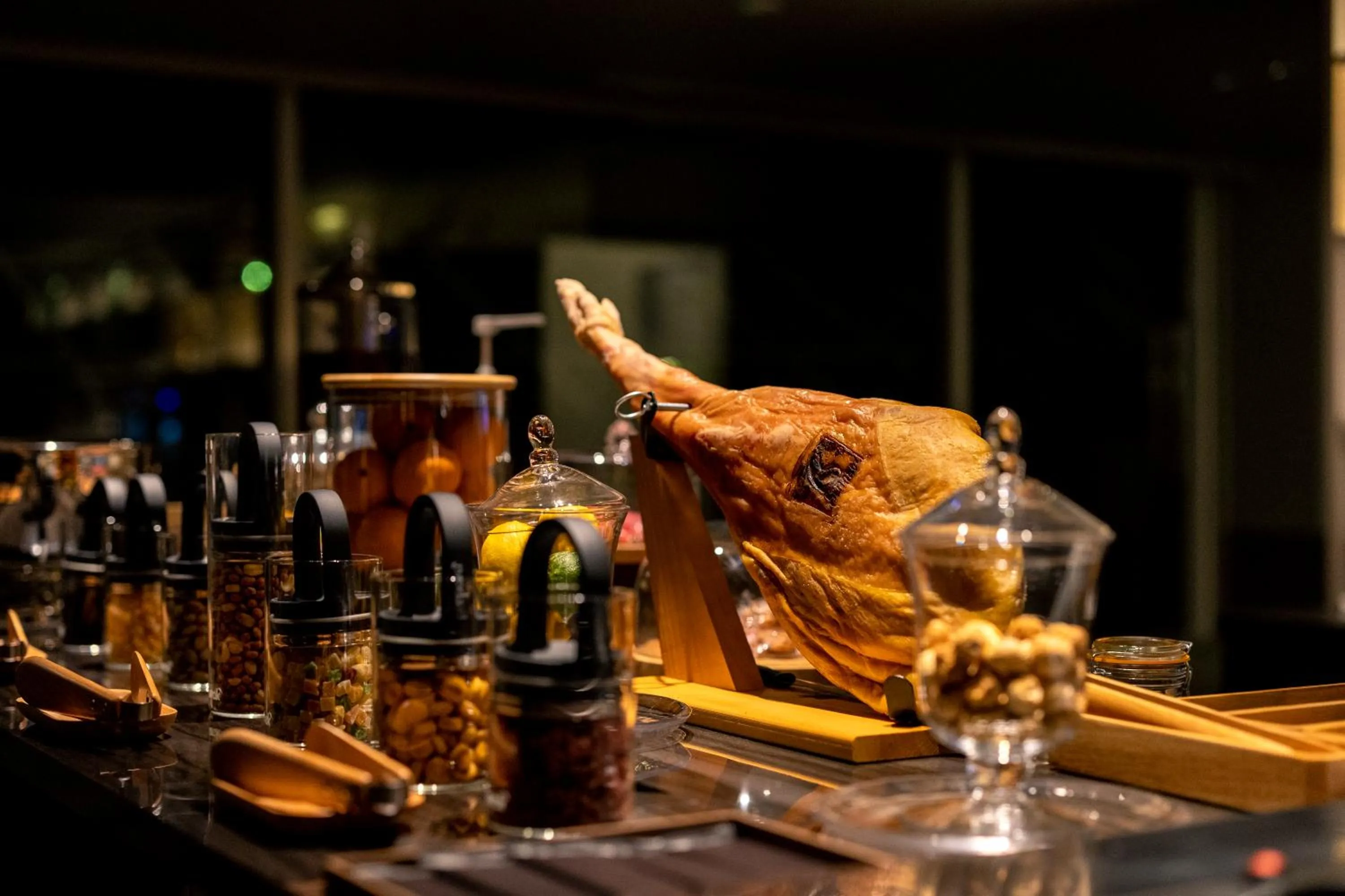 Communal lounge/ TV room in ROYAL CHESTER NAGASAKI hotel&retreat