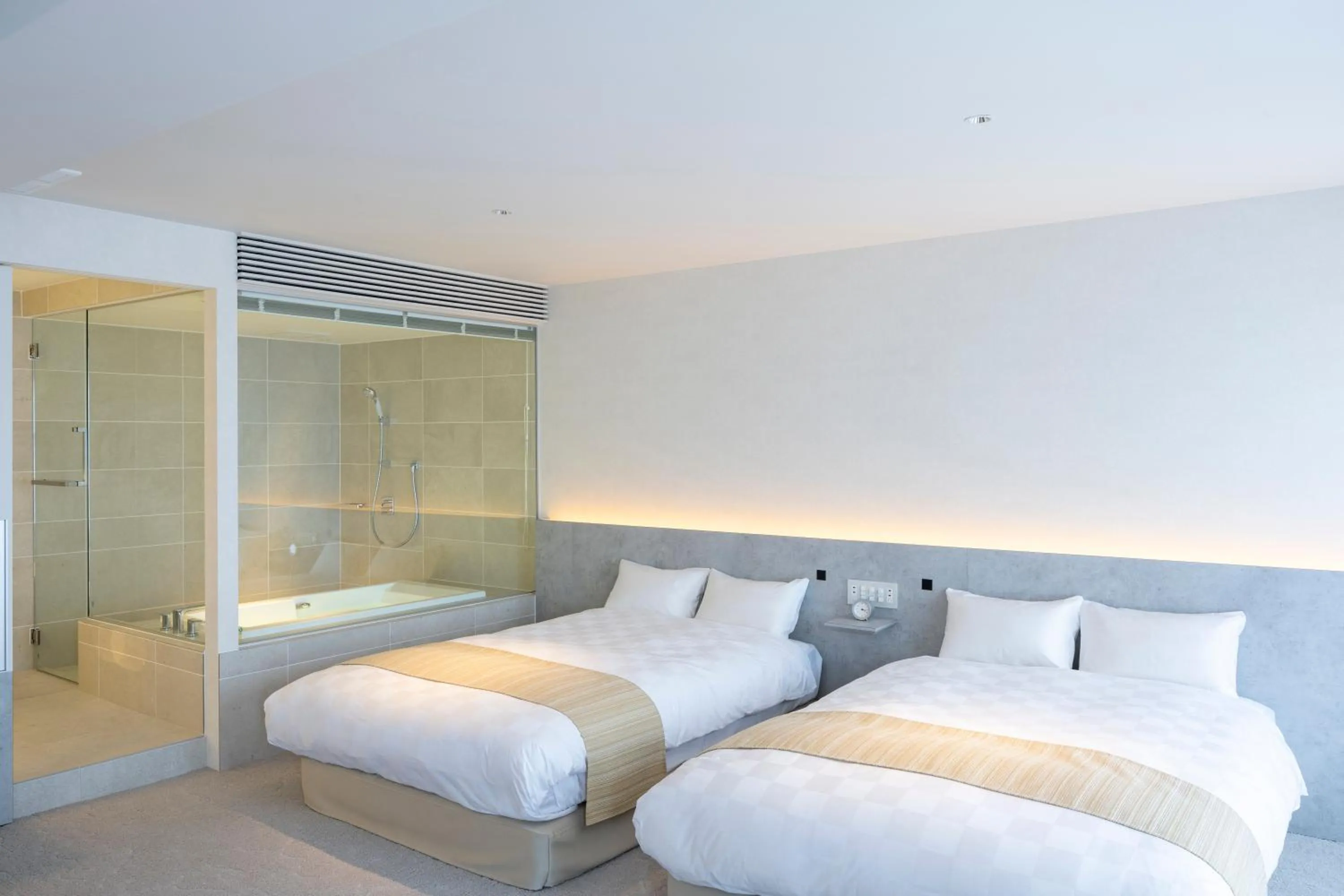 Bed in ROYAL CHESTER NAGASAKI hotel&retreat