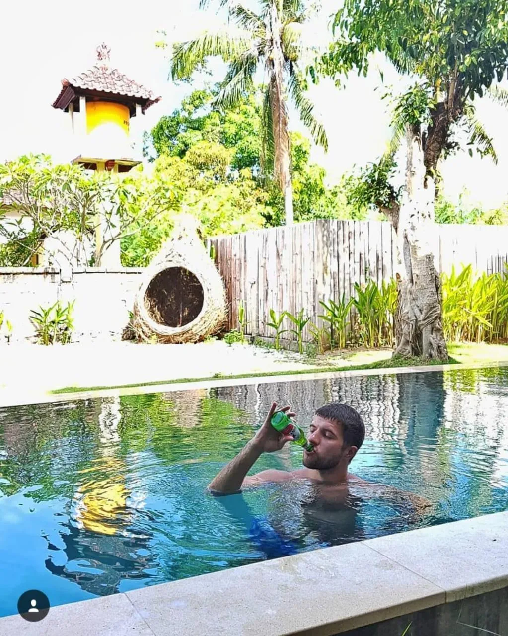 Swimming pool in Locomotive Hotel and Spa by EPS