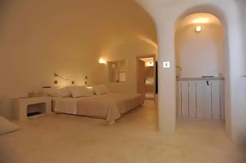 Bedroom, Bed in Kapari Natural Resort Bedroom, Bed in Kapari Natural Resort