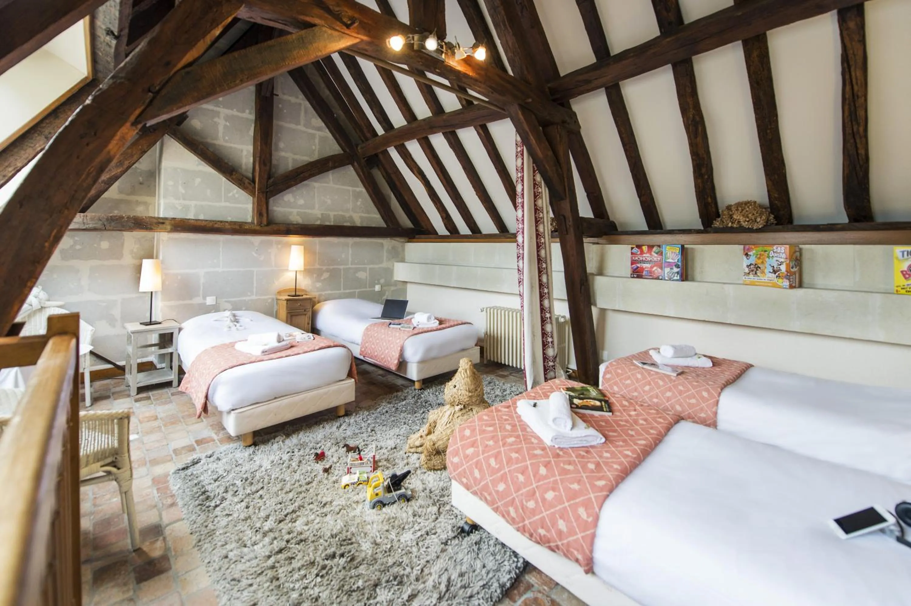 Bedroom, Bed in Cristal Hôtel Restaurant - Logis Hotels