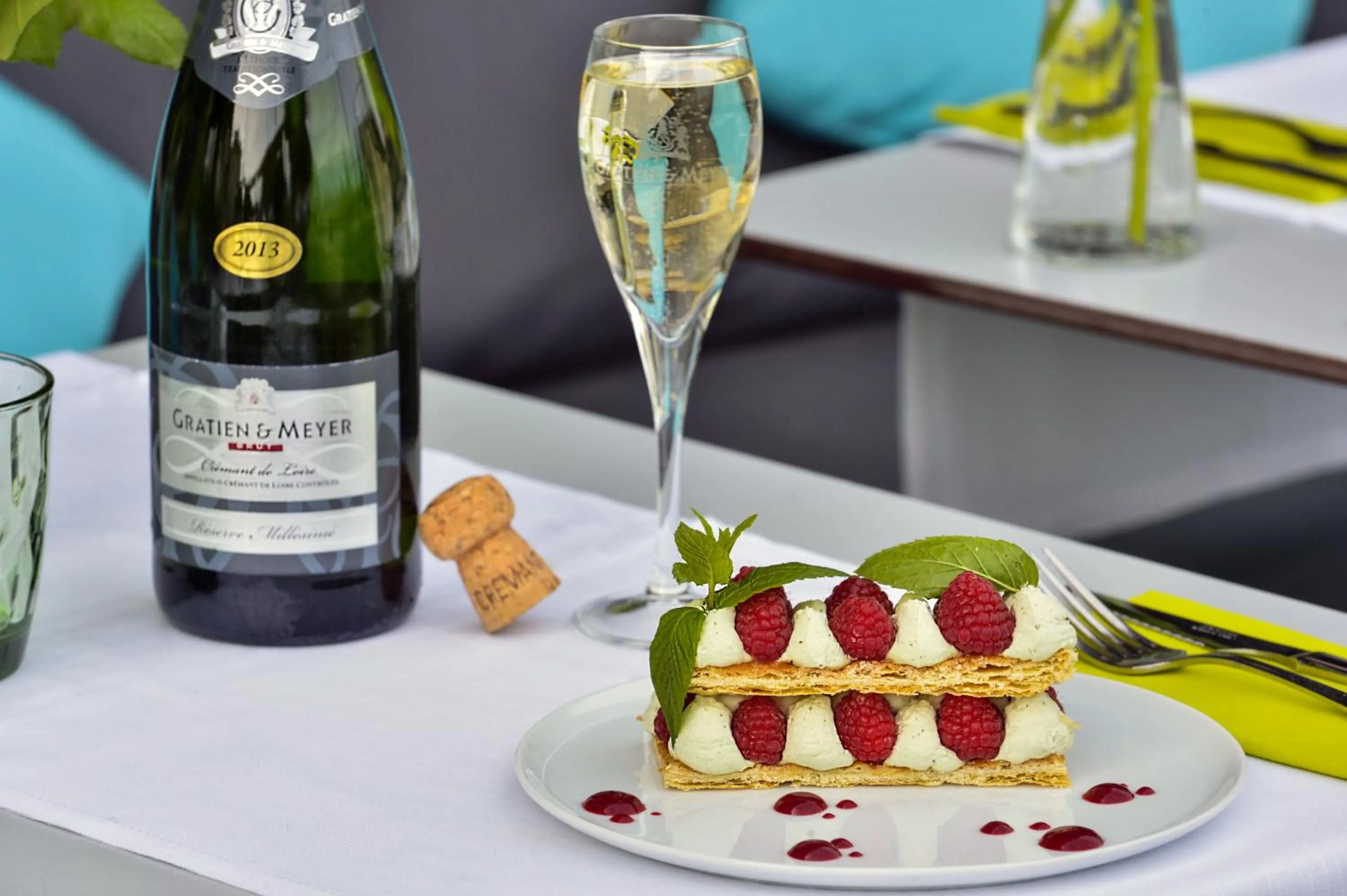 Restaurant/places to eat in Cristal Hôtel Restaurant - Logis Hotels