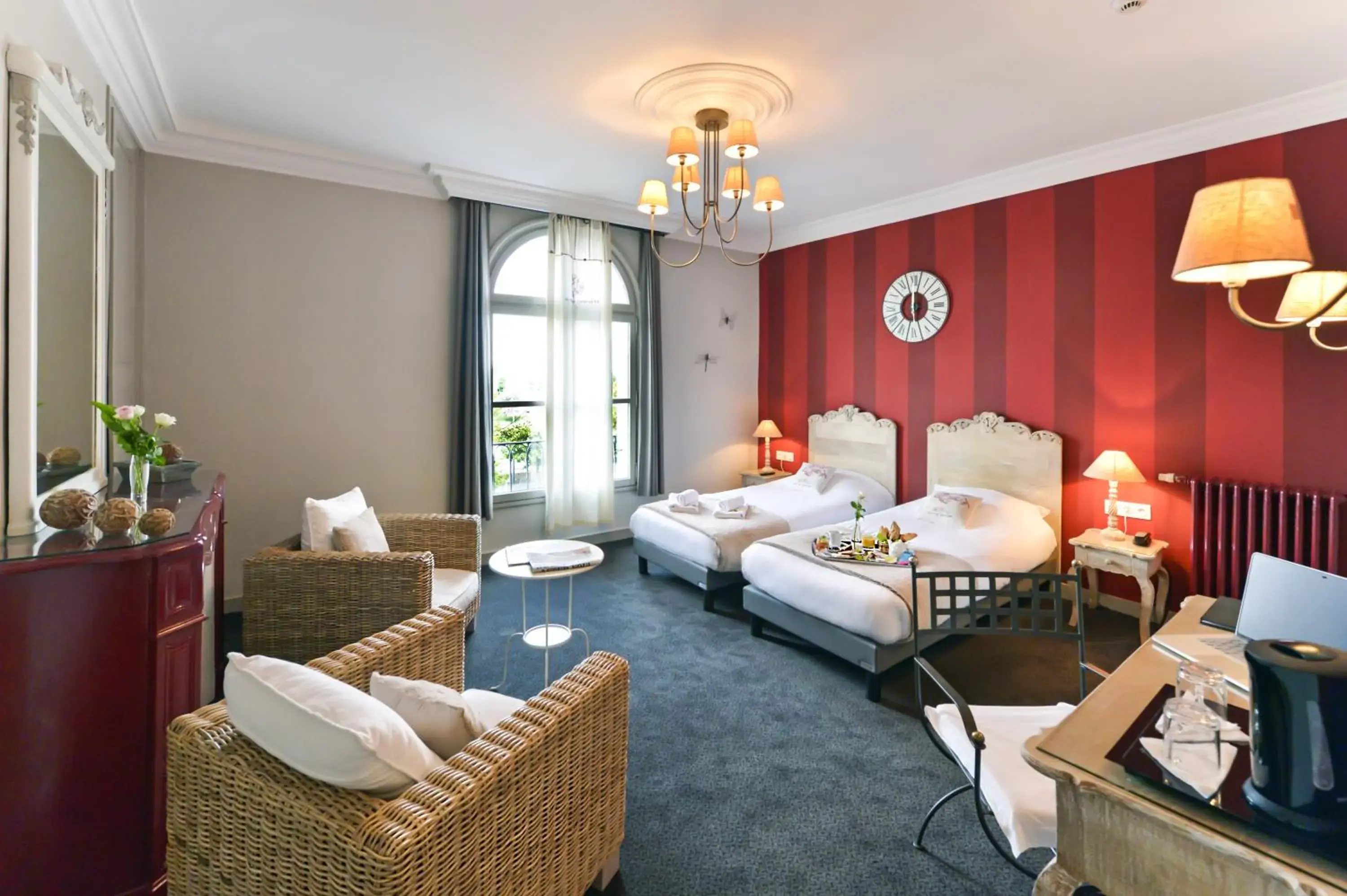 Bedroom, Bed in Cristal Hôtel Restaurant - Logis Hotels Bedroom, Bed in Cristal Hôtel Restaurant - Logis Hotels