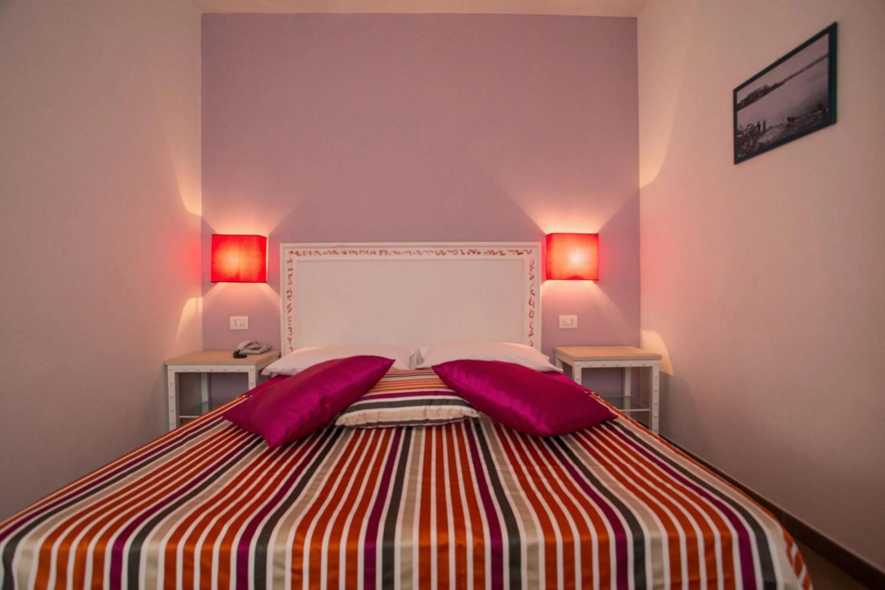 Photo of the whole room, Bed in Hotel O'scià