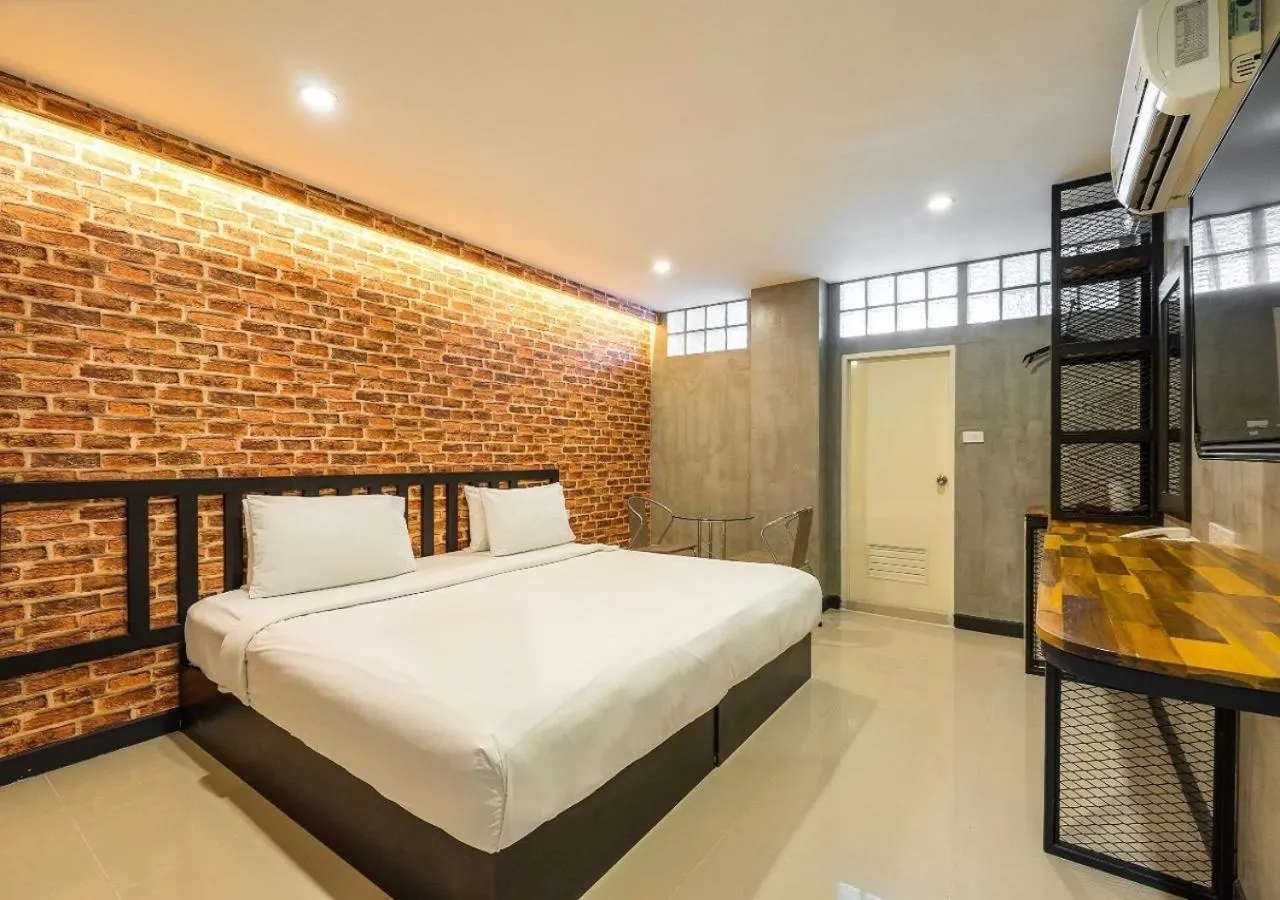 Bed in Ton Aor Place Hotel