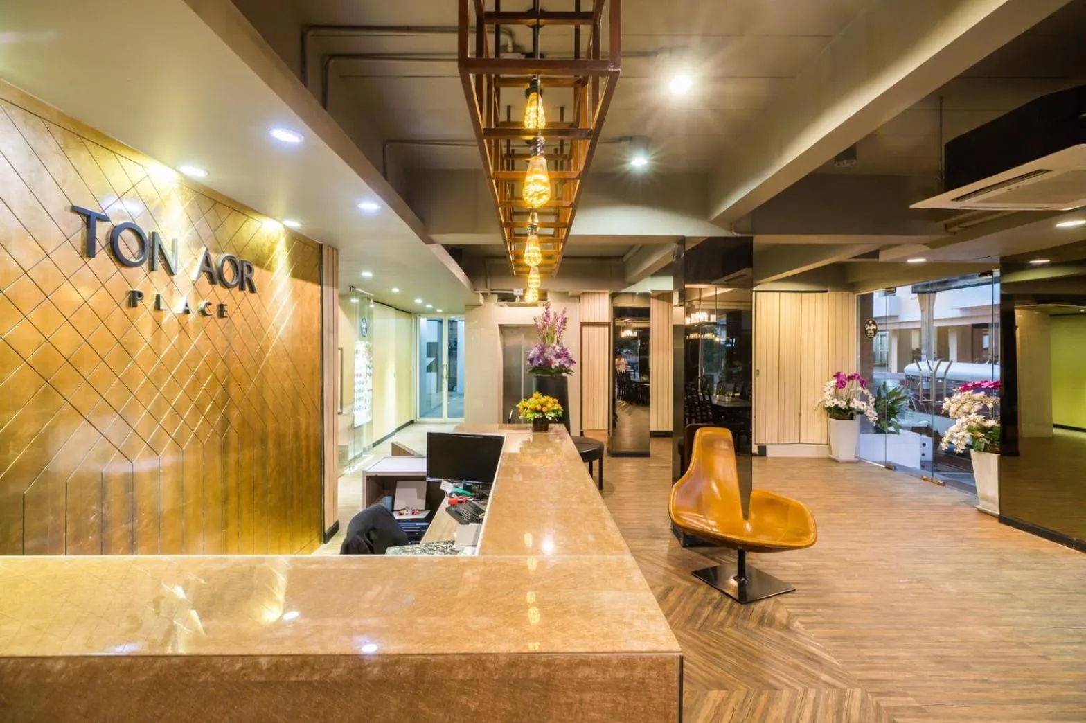 Lobby or reception in Ton Aor Place Hotel