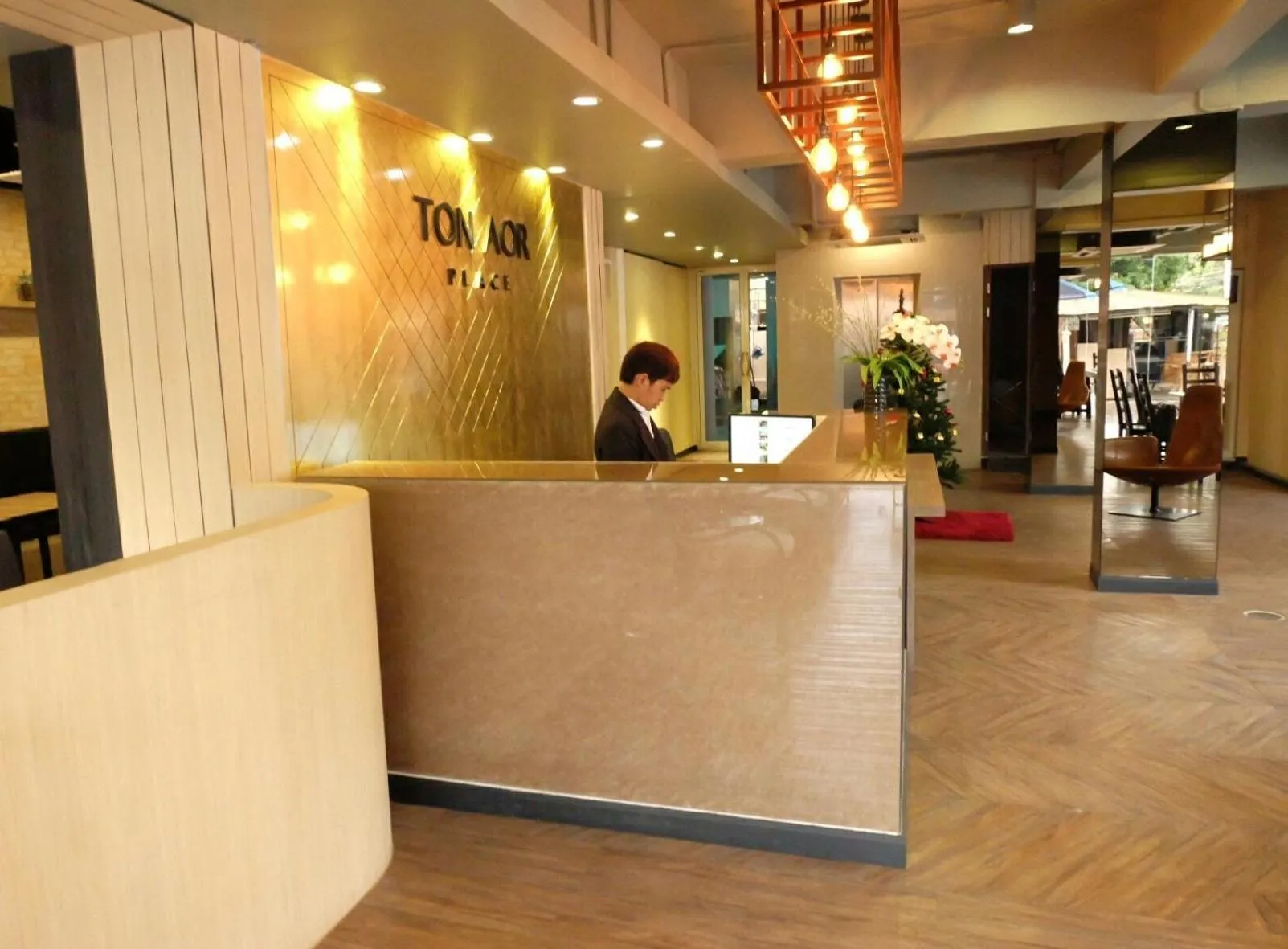 Lobby or reception in Ton Aor Place Hotel