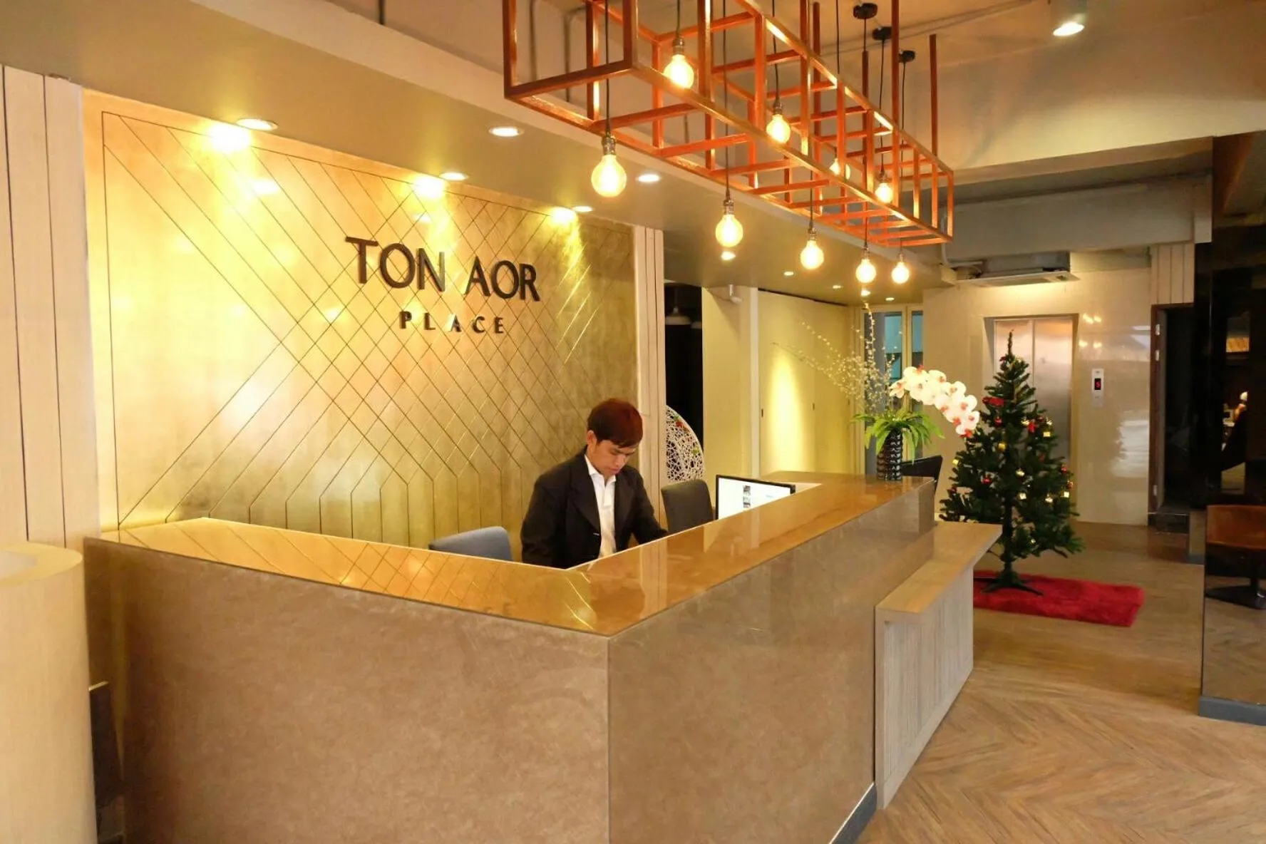 Lobby or reception in Ton Aor Place Hotel