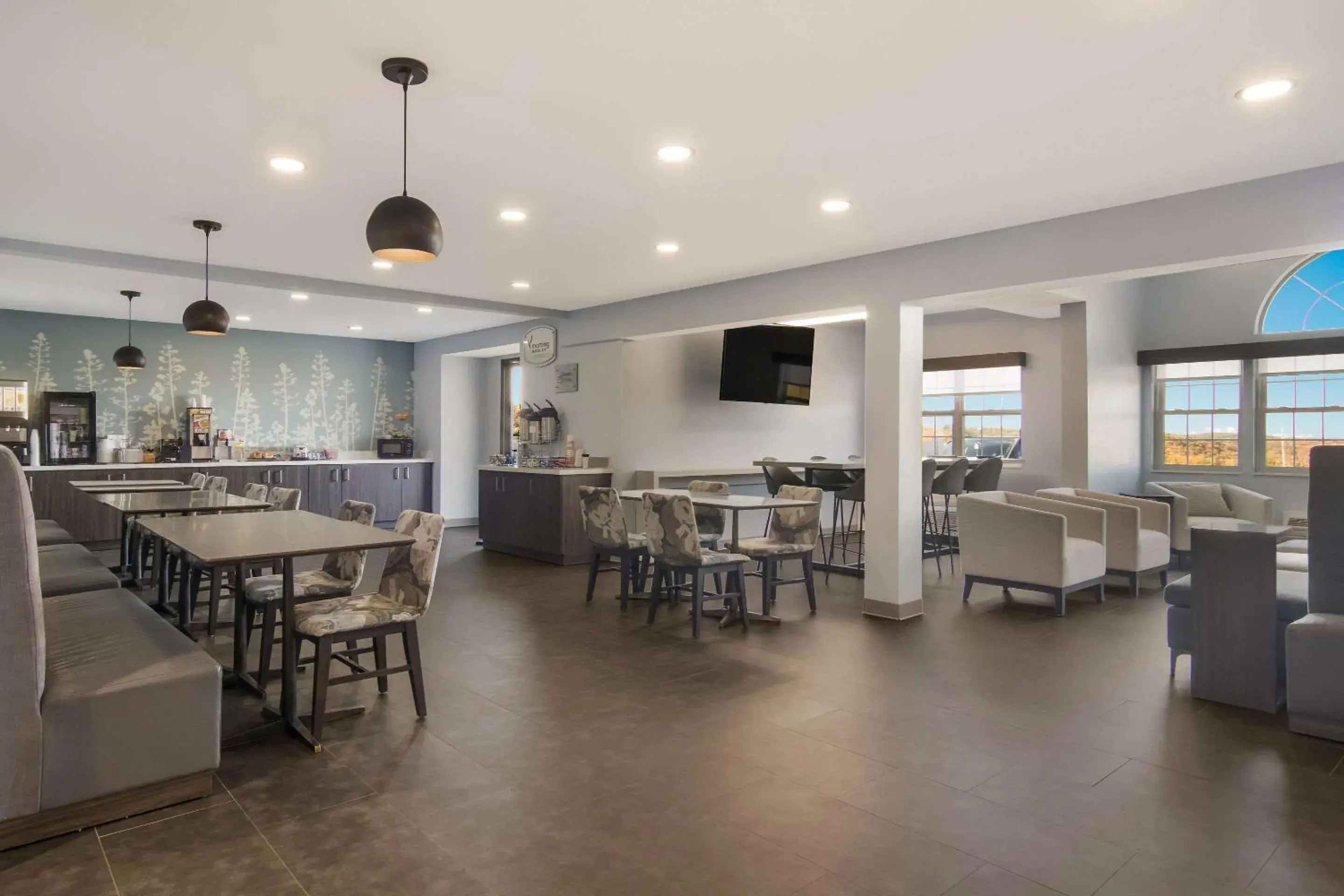 Breakfast in Sleep Inn & Suites Clarion, PA near I-80 Breakfast in Sleep Inn & Suites Clarion, PA near I-80