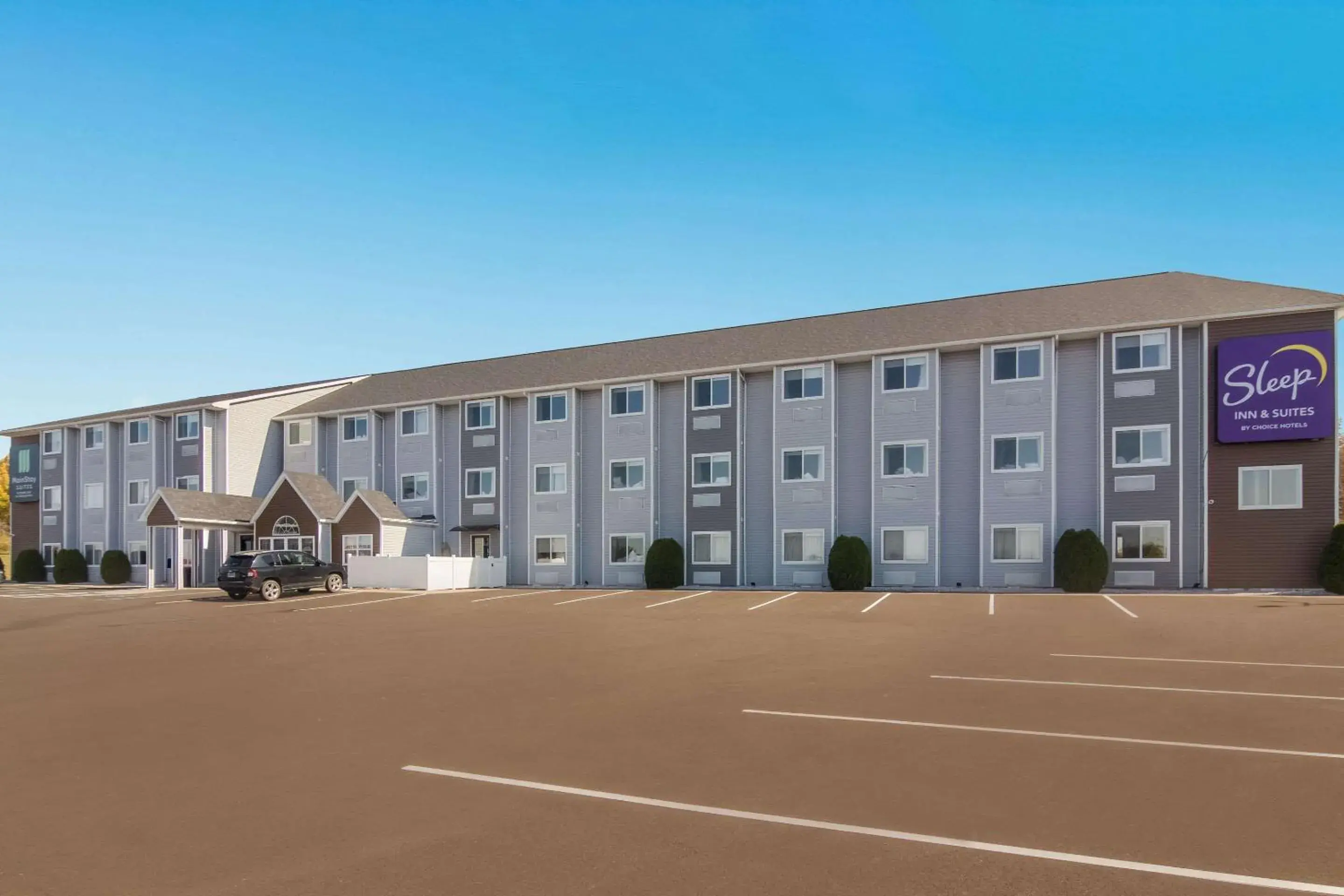 Property building in Sleep Inn & Suites Clarion, PA near I-80 Property building in Sleep Inn & Suites Clarion, PA near I-80
