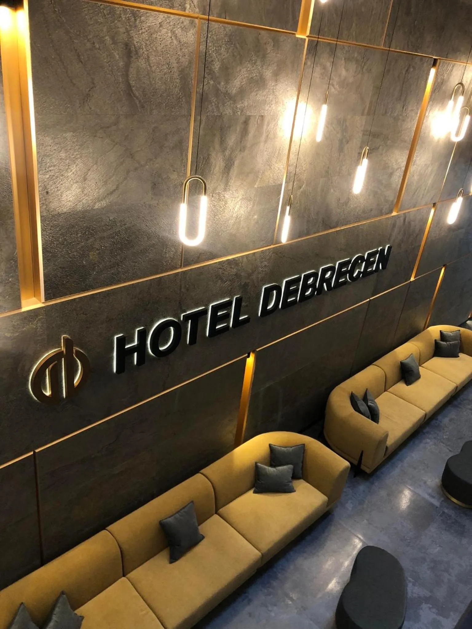 Lobby or reception in Hotel Debrecen