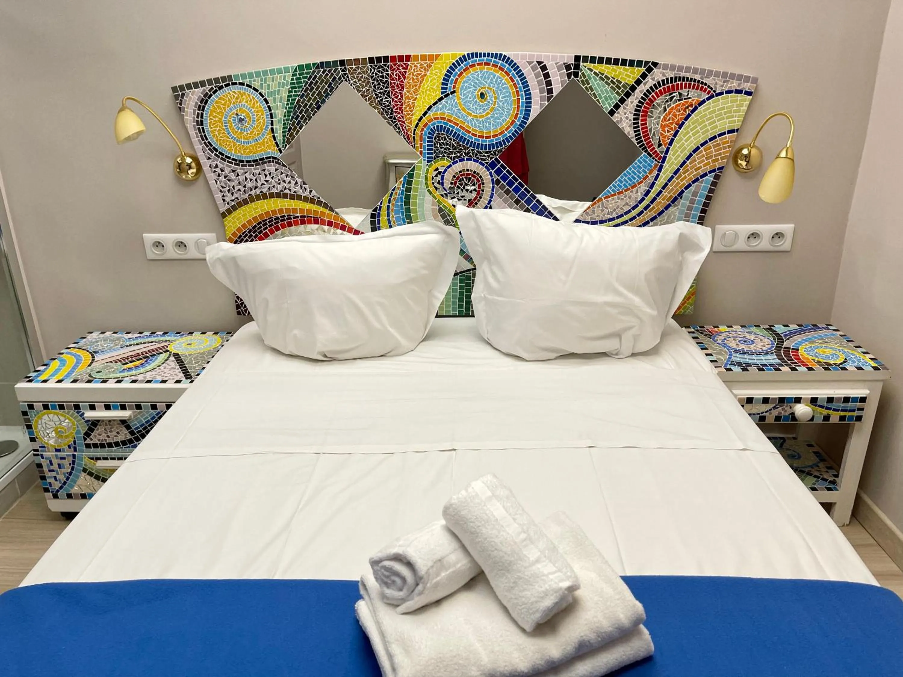 Bed in Hotel le Romanesque