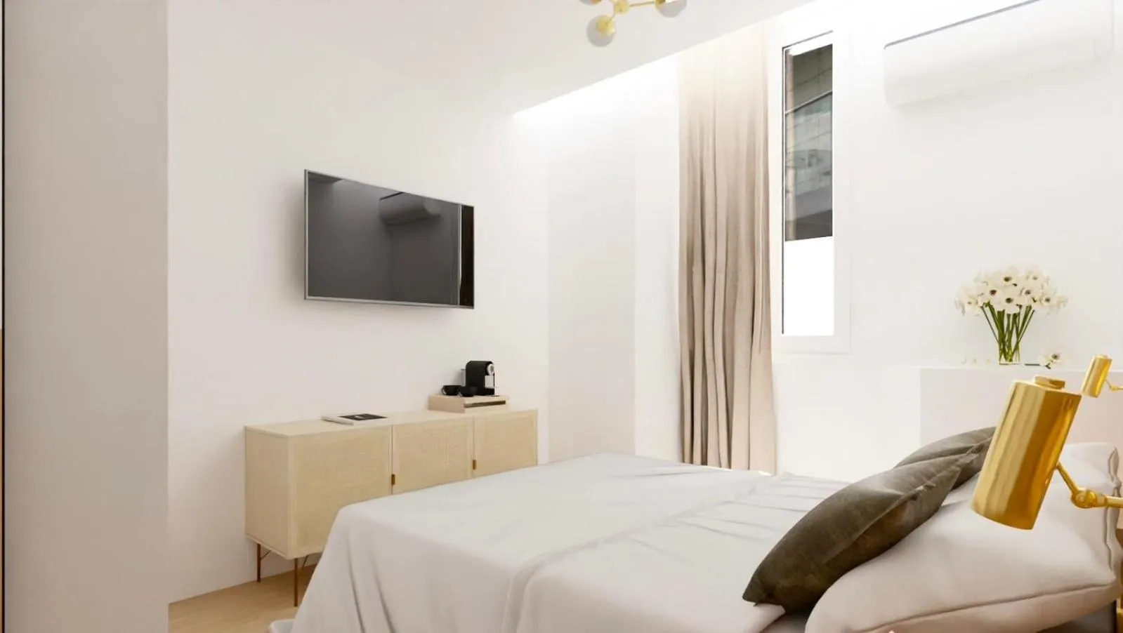 Bed in Hotel le Romanesque