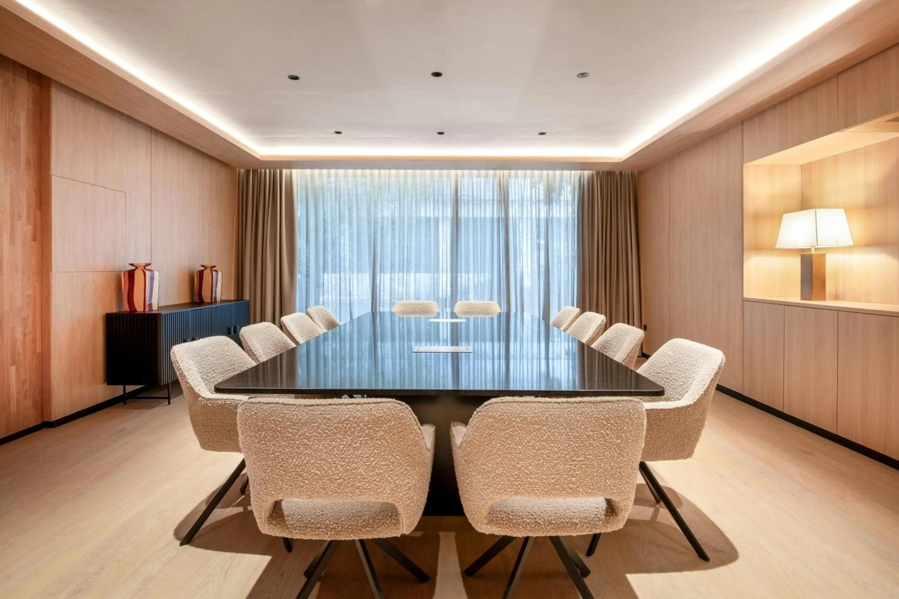 Meeting/conference room in AC Hotel Atocha by Marriott