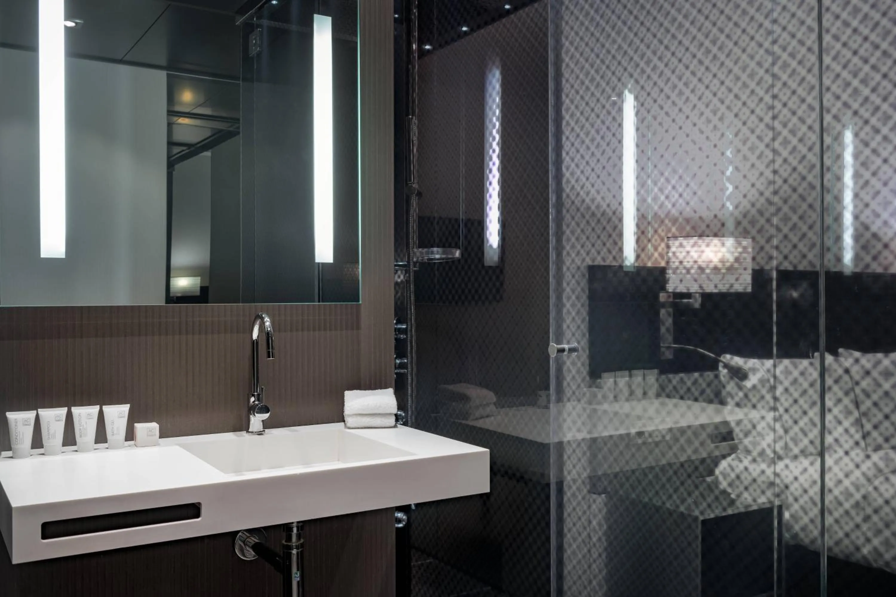 Bathroom in AC Hotel Atocha by Marriott