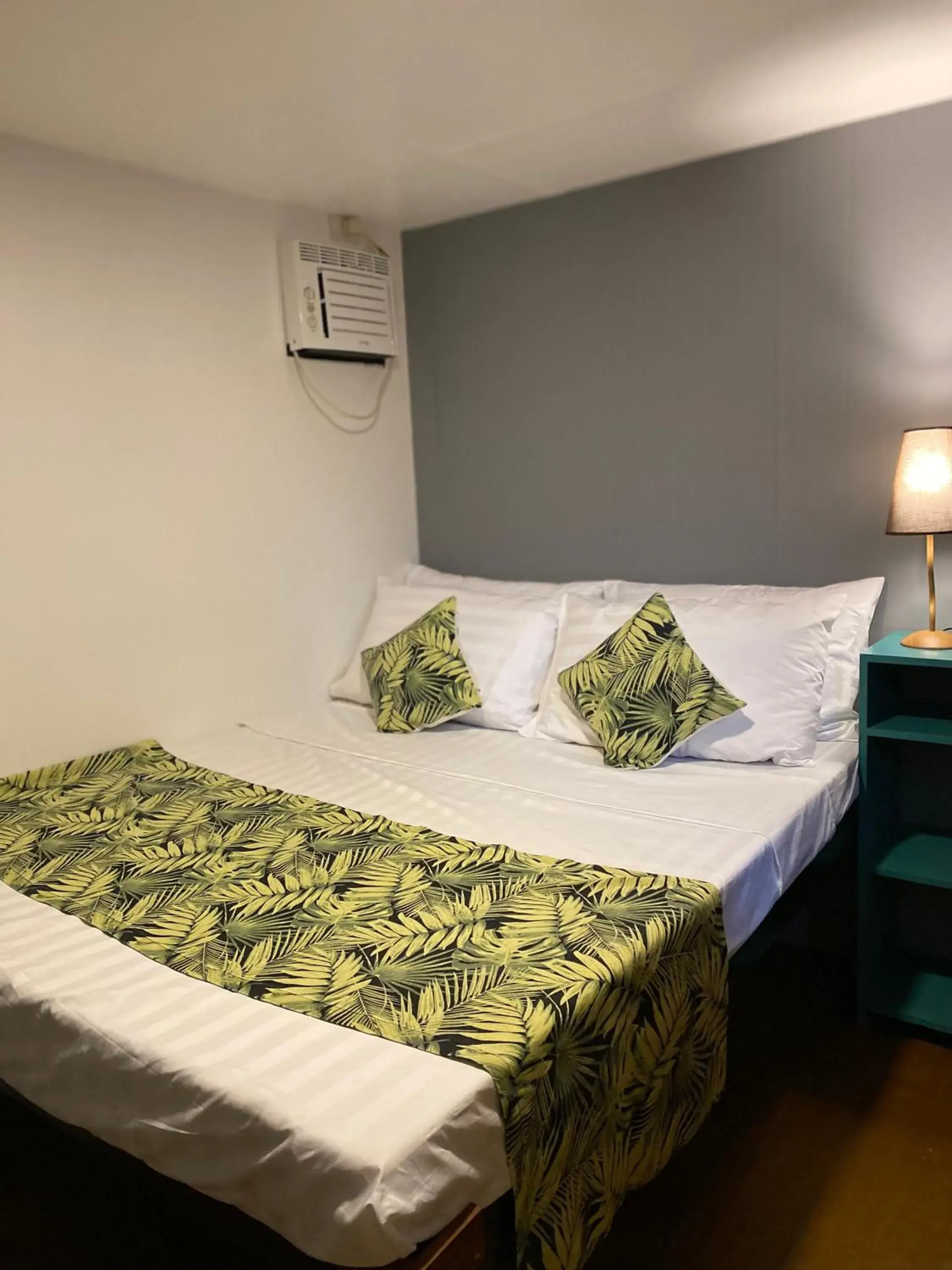 Double Room in Happy Camper Hostel Double Room in Happy Camper Hostel