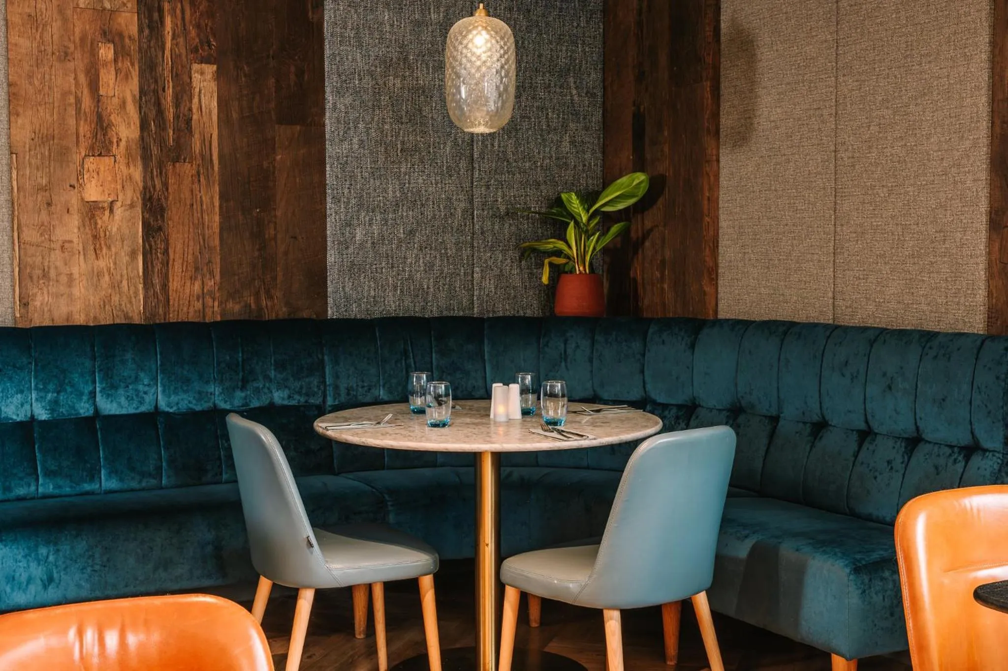 Restaurant/places to eat in voco Winchester Hotel & Spa by IHG