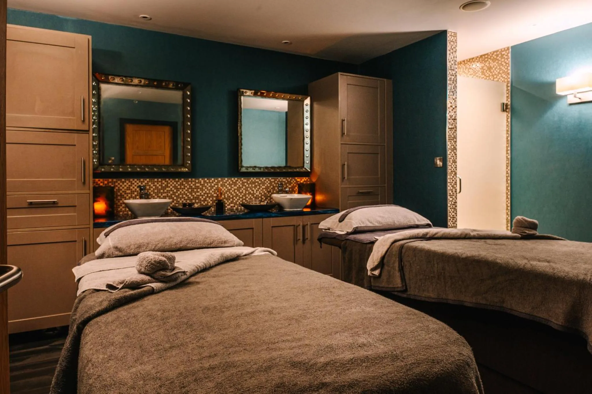 Spa and wellness centre/facilities, Bed in voco Winchester Hotel & Spa by IHG