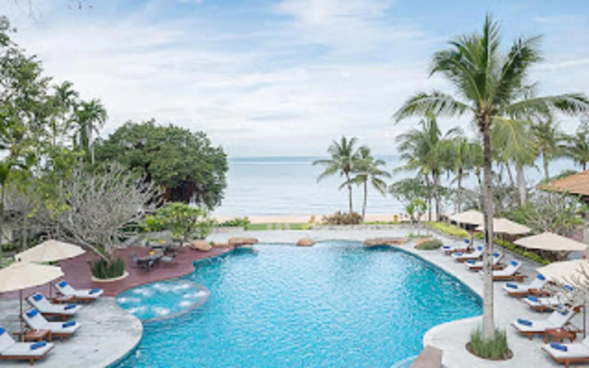 Swimming pool in Sea Sand Sun Resort and Villas - SHA Plus