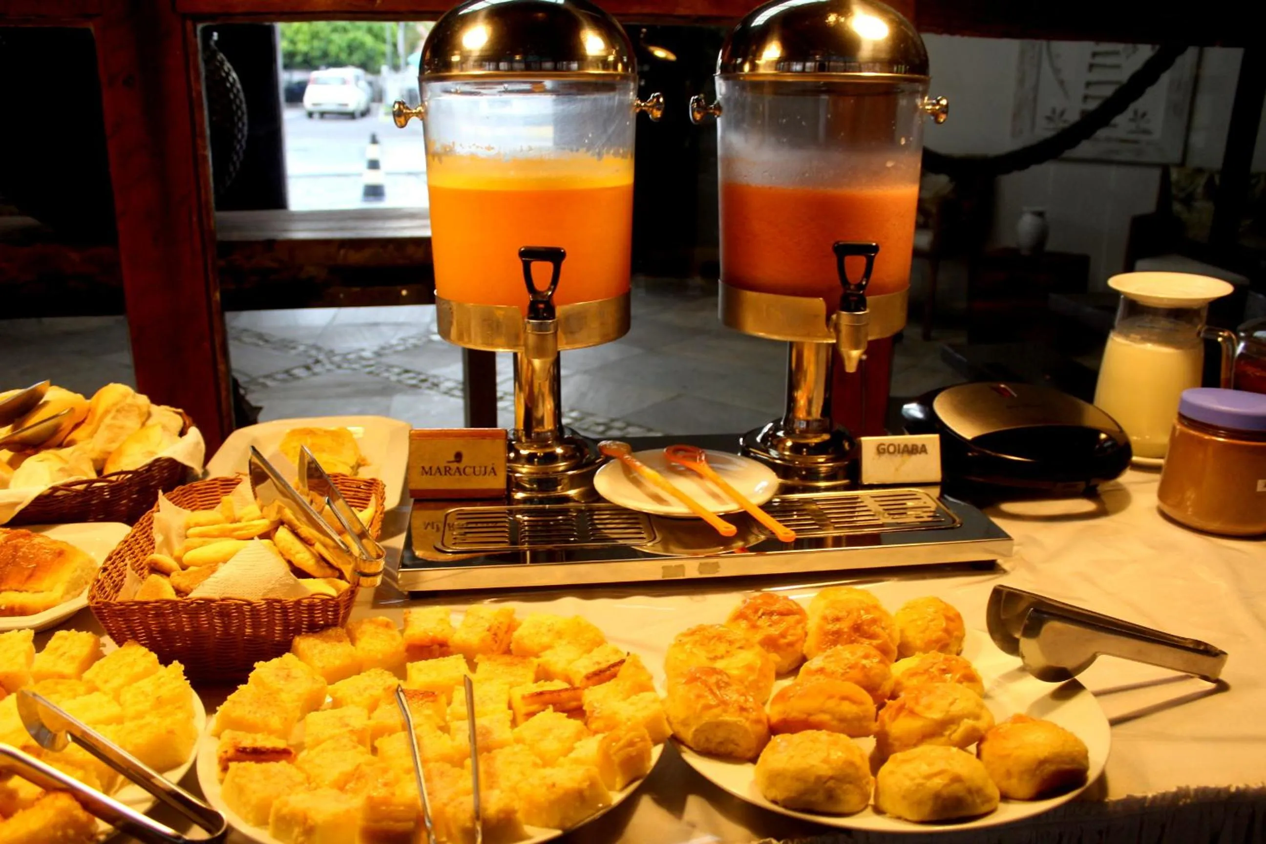 Breakfast in Novo Hotel Galeão