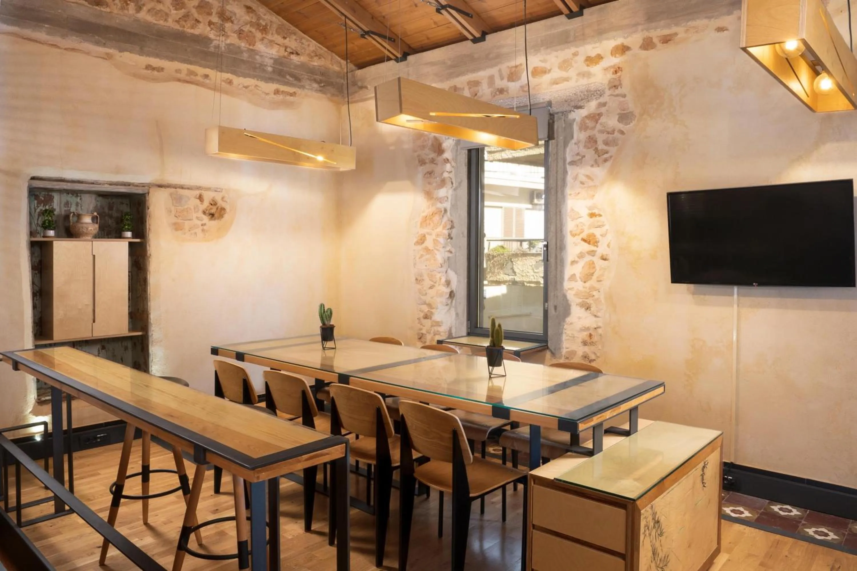Dining area in Evans House