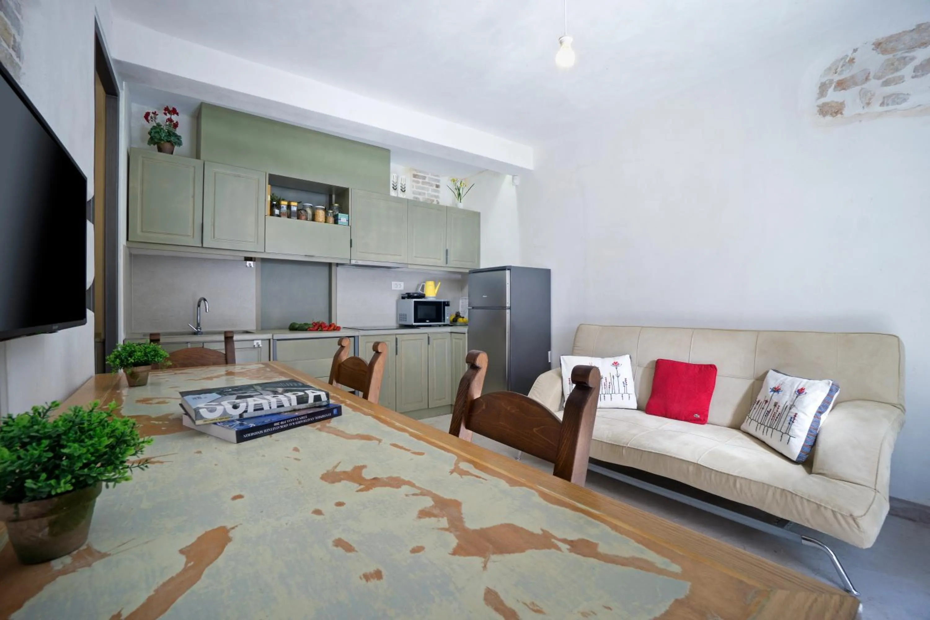 Living room in Evans House