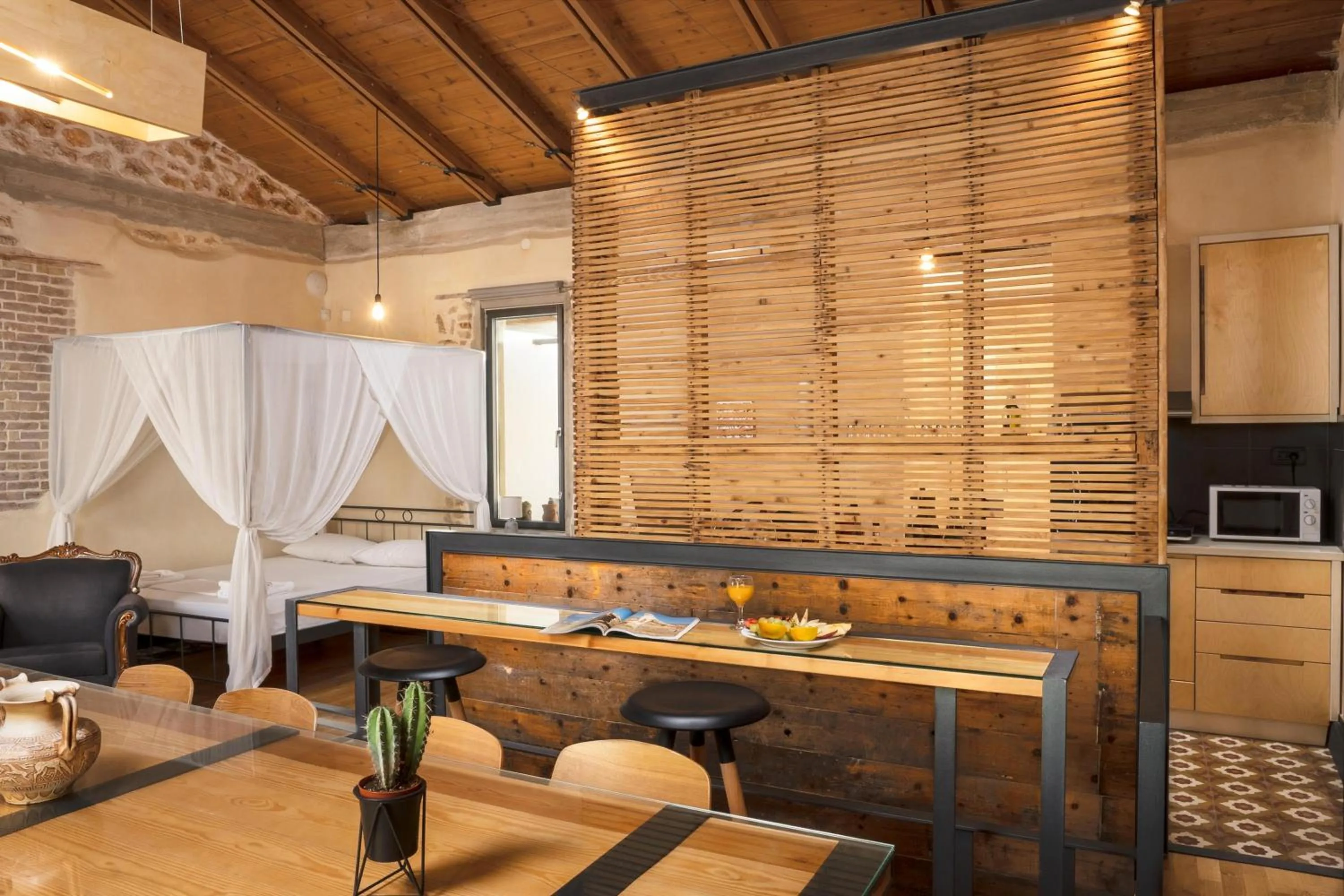 Dining area in Evans House