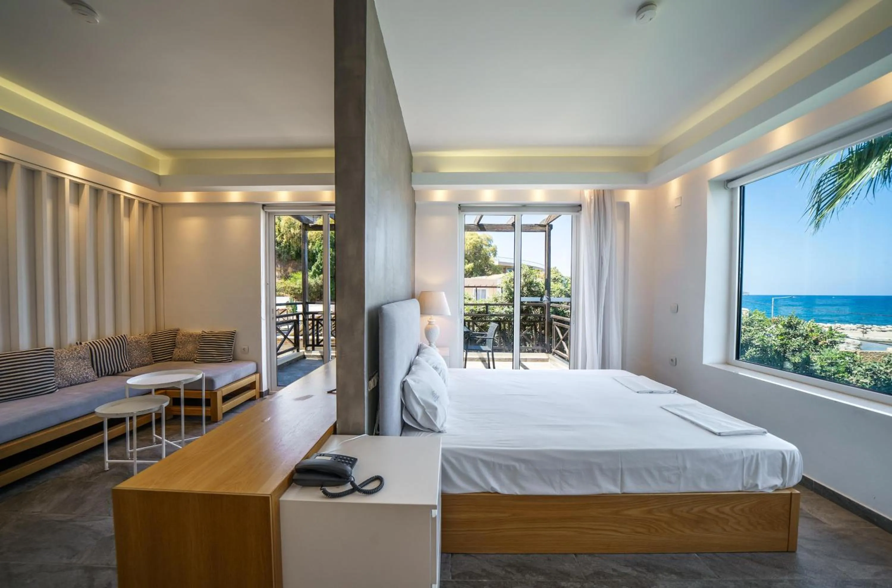 Porto Kalamaki Hotel