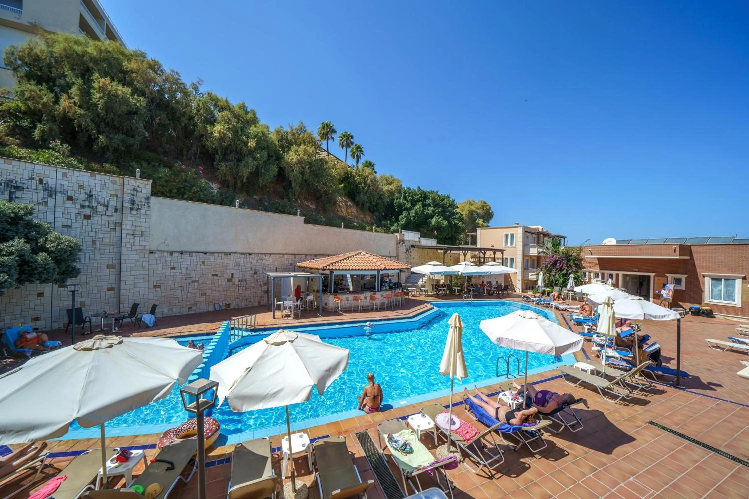 Porto Kalamaki Hotel