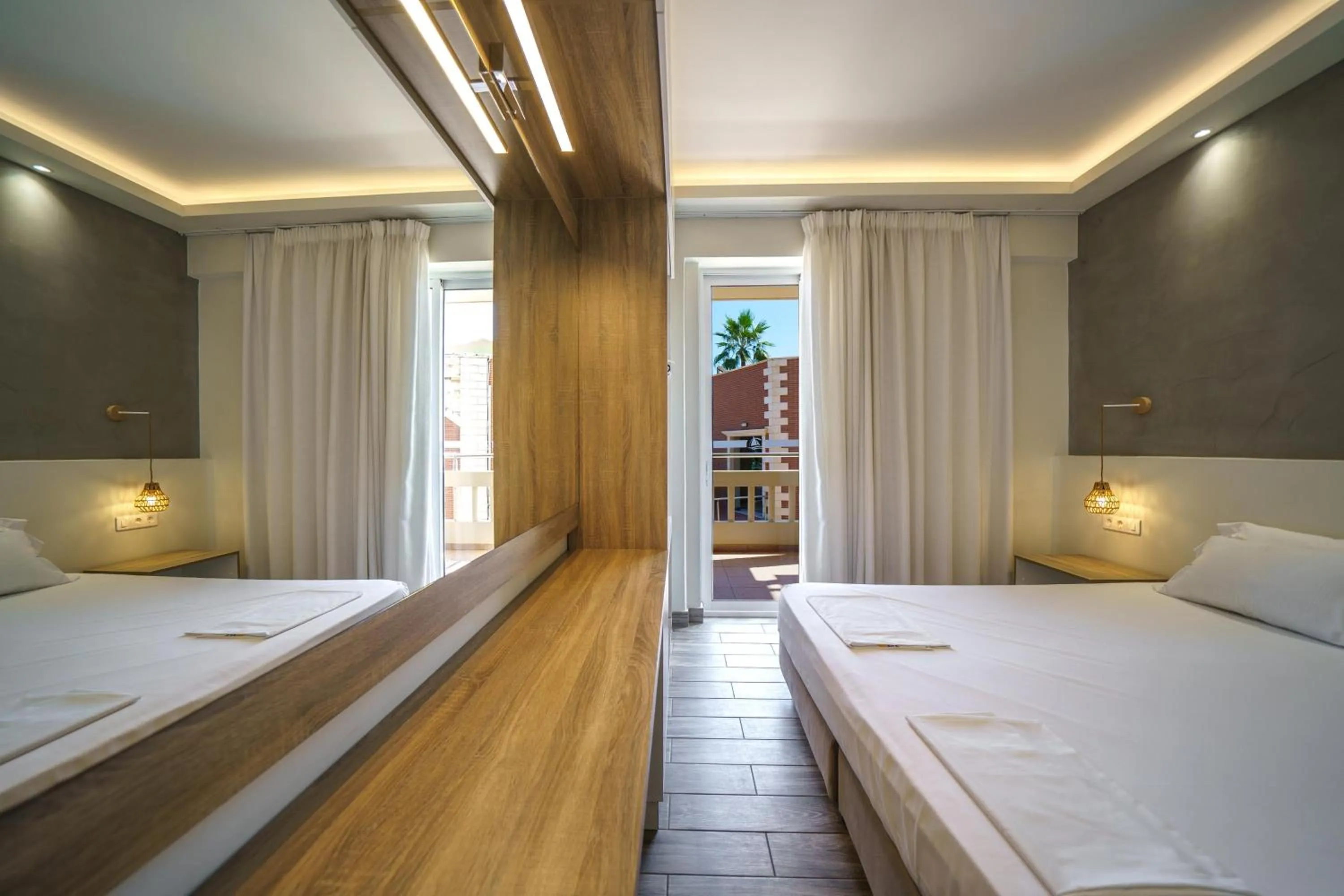 Porto Kalamaki Hotel